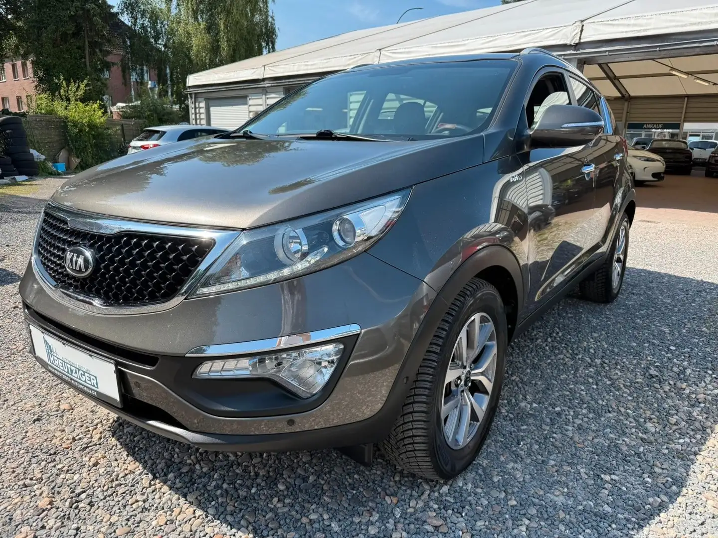 Kia Sportage FIFA World Cup Edition 4WD Grau - 1
