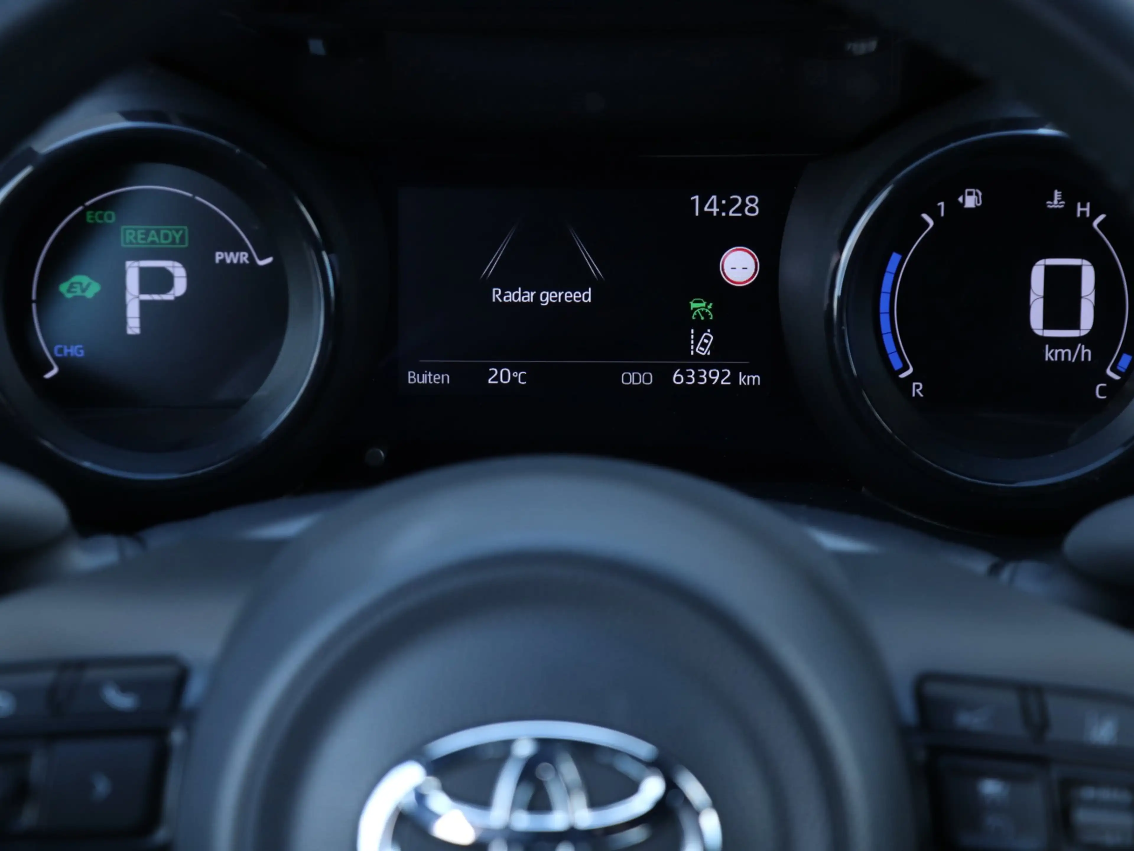 Toyota Yaris 1.5 Hybrid Executive *Head-up*Stoelverw.*Parkeerse — photo 15