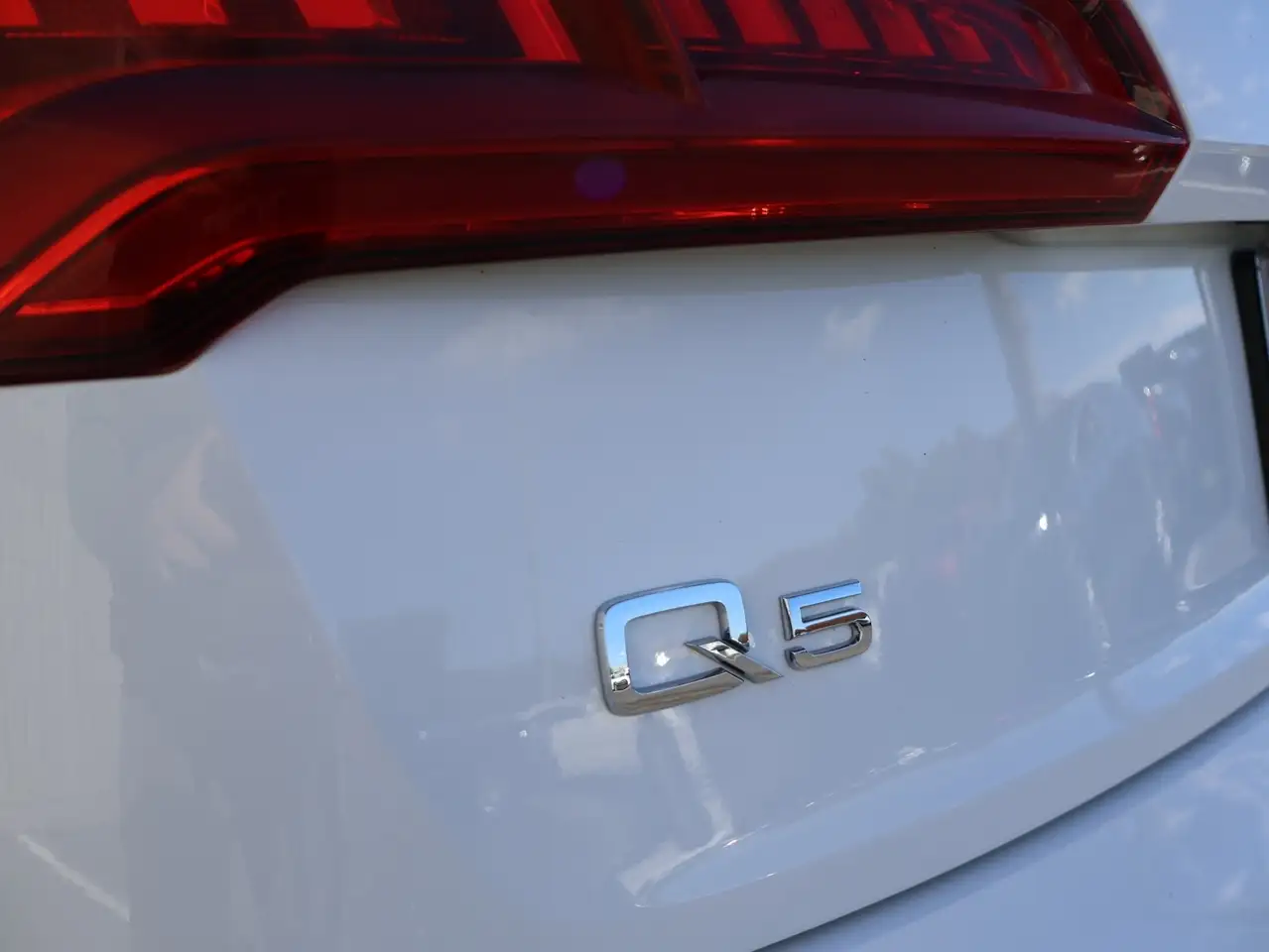 Audi Q5 снимка Audi Q5