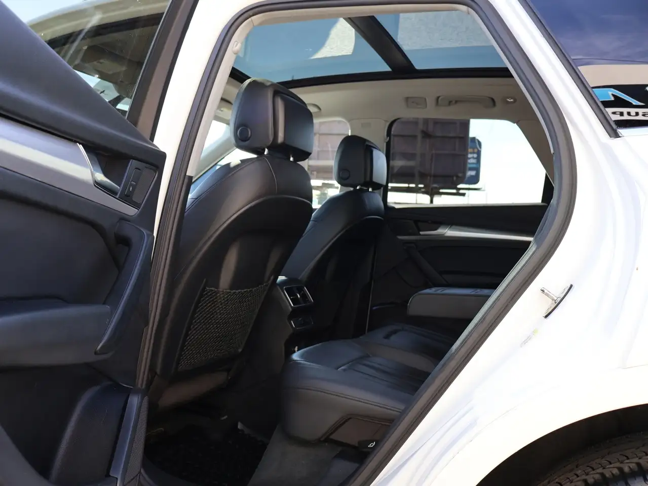 Audi Q5 снимка Audi Q5