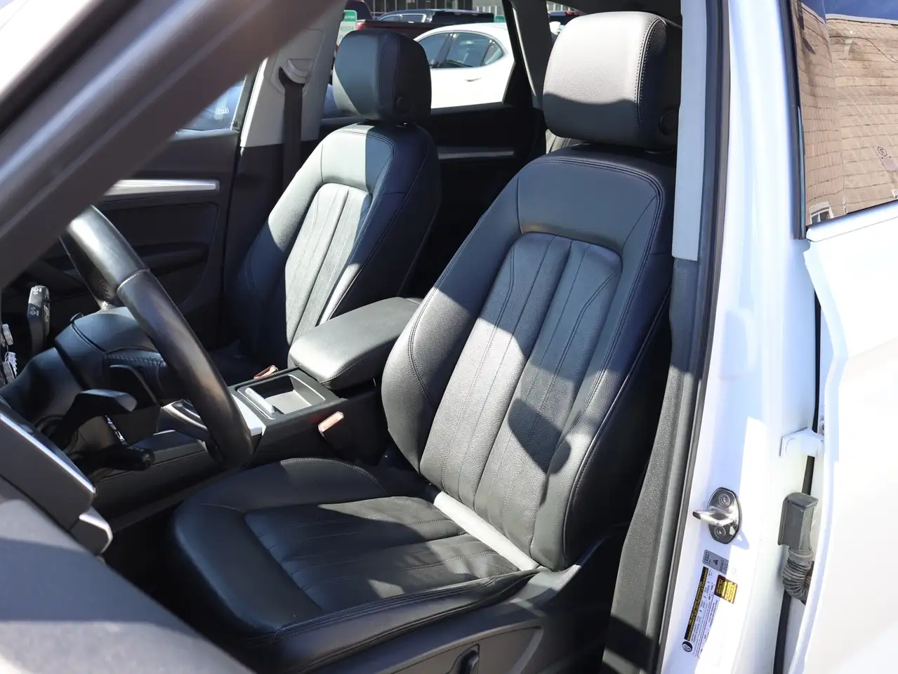 Audi Q5 снимка Audi Q5