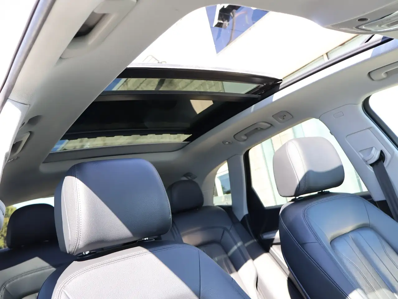Audi Q5 снимка Audi Q5