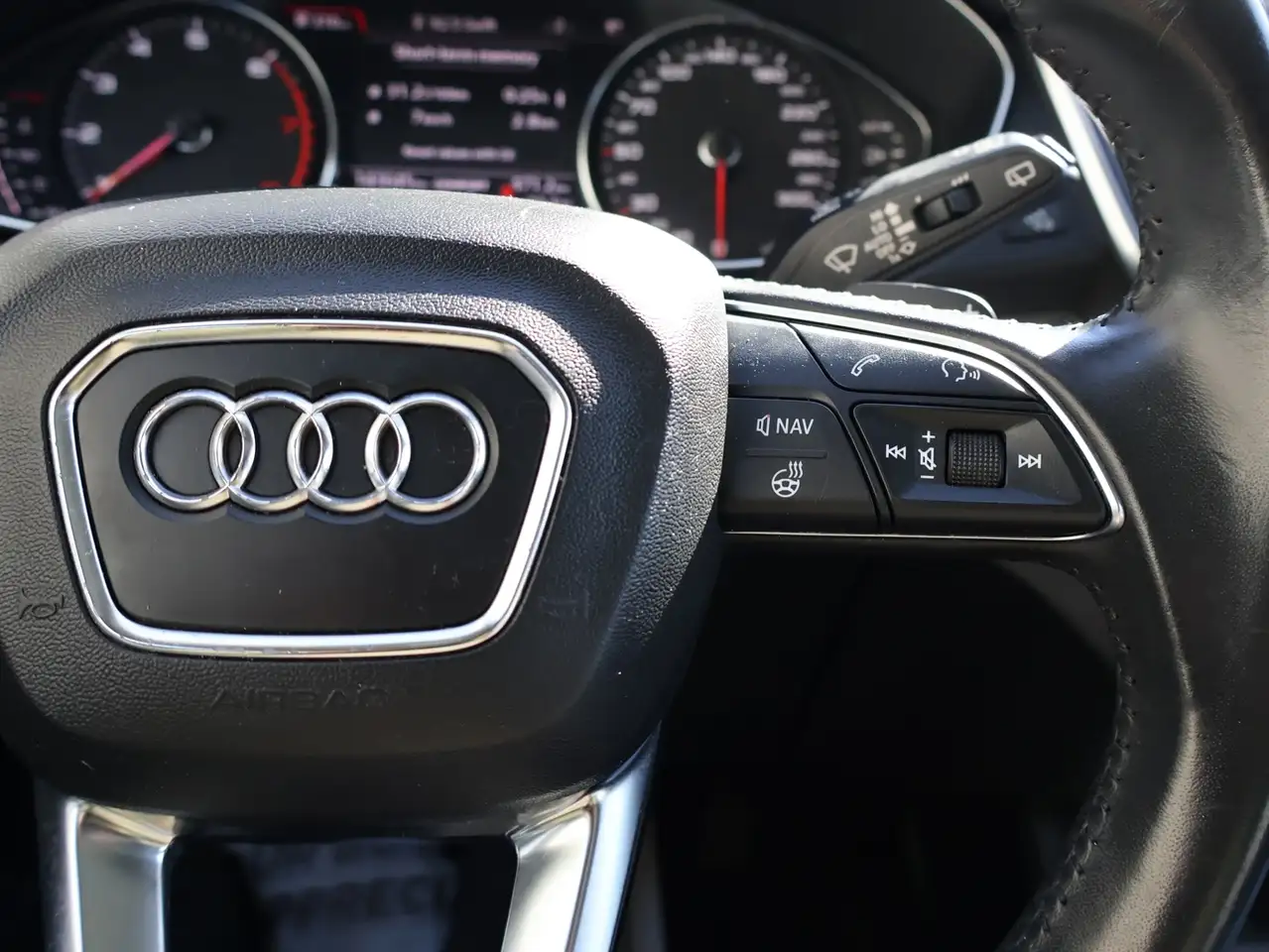 Audi Q5 снимка Audi Q5