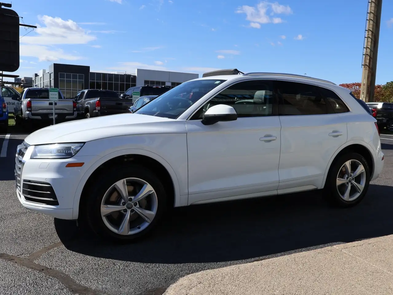 Audi Q5 снимка Audi Q5