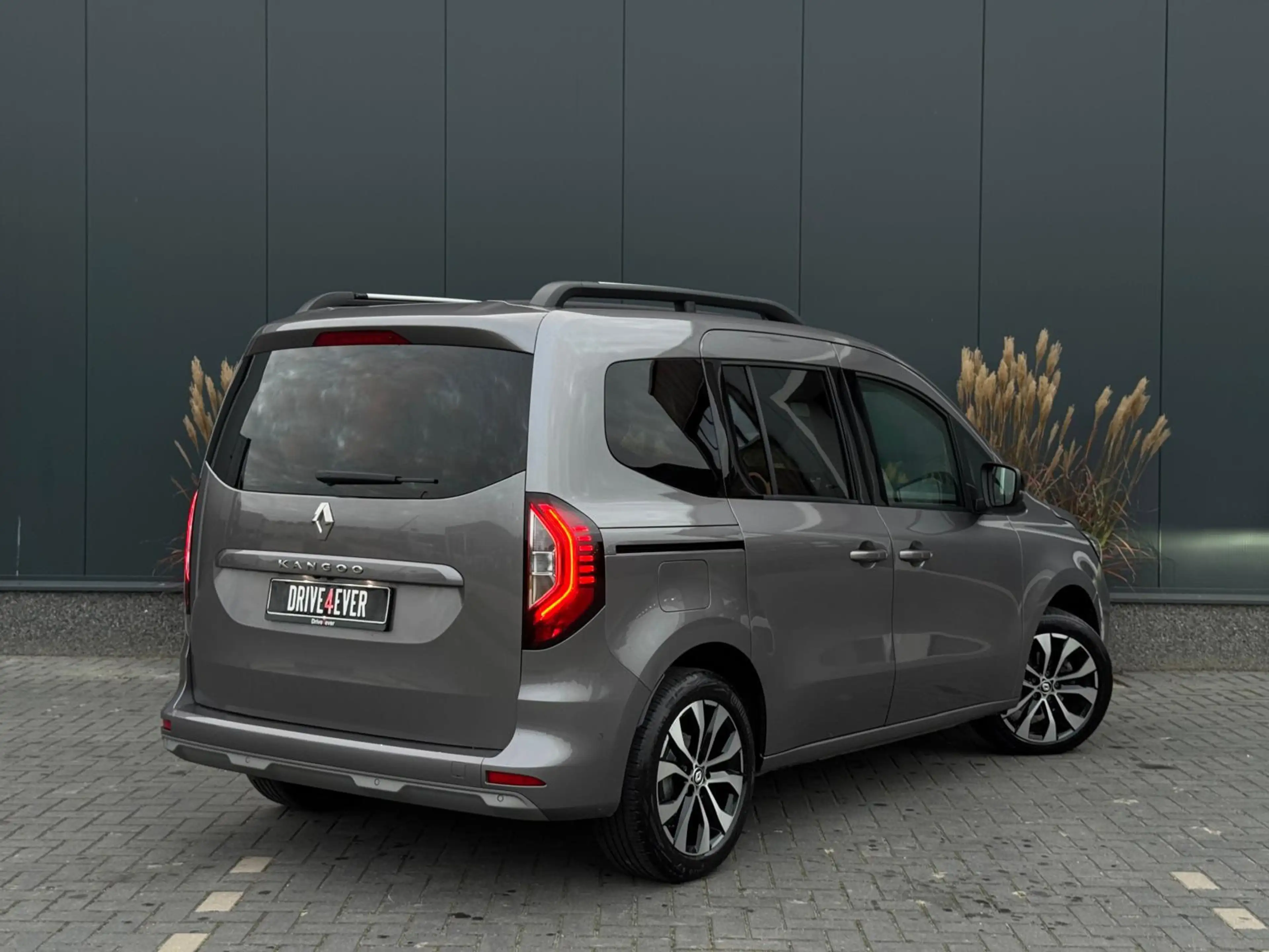 Renault Kangoo 1.3 TCe Aut New model CLIMATE|NAVI|CAMERA|CR CONTR — photo 3