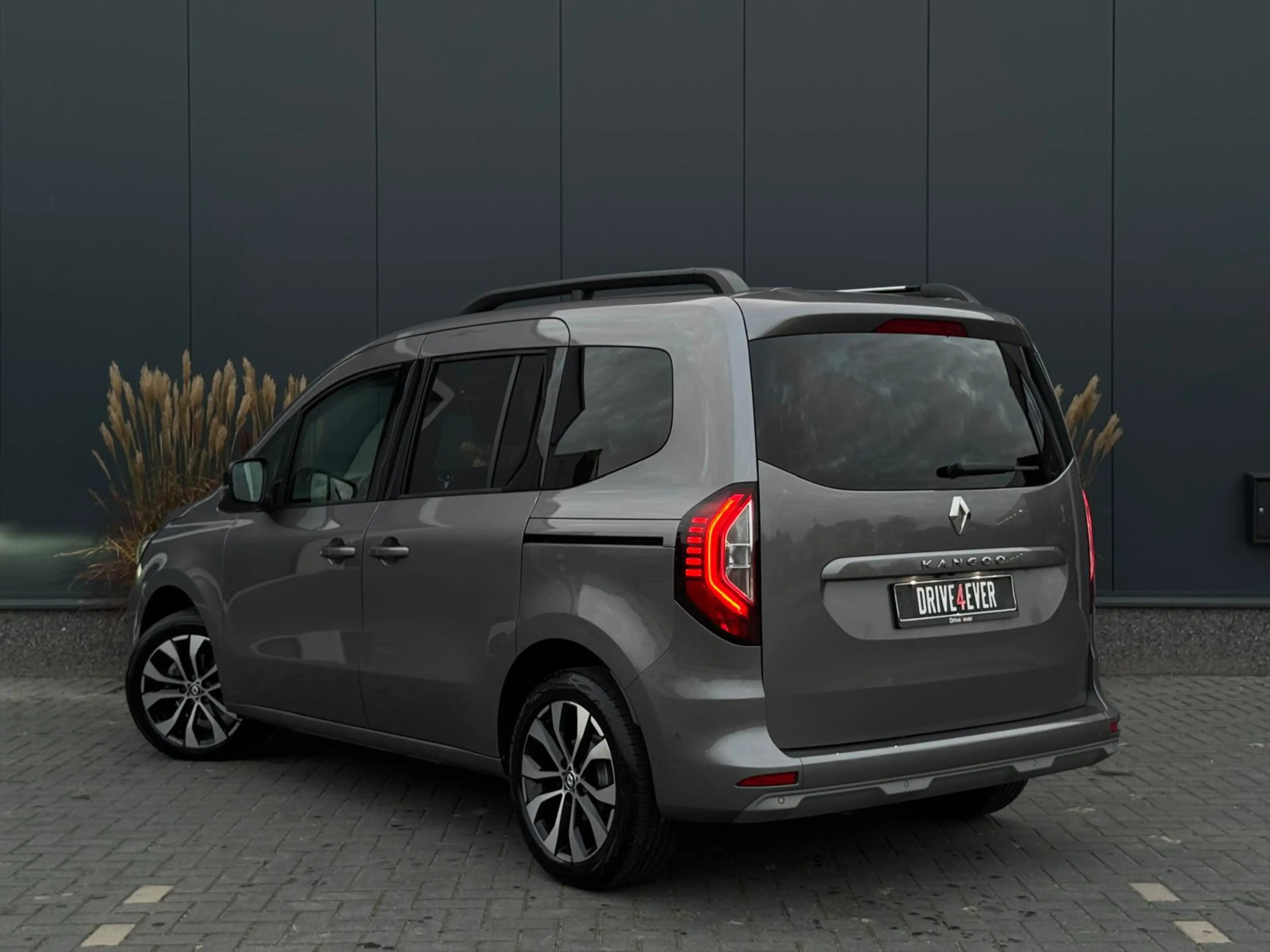 Renault Kangoo 1.3 TCe Aut New model CLIMATE|NAVI|CAMERA|CR CONTR — photo 9