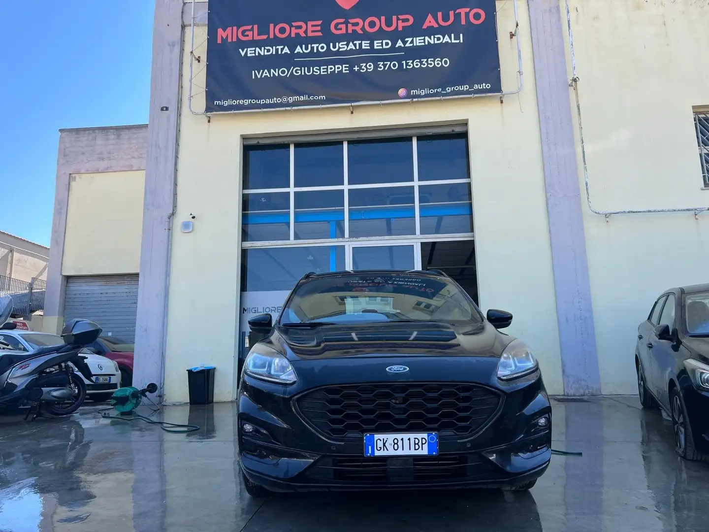 Ford Kuga - 1