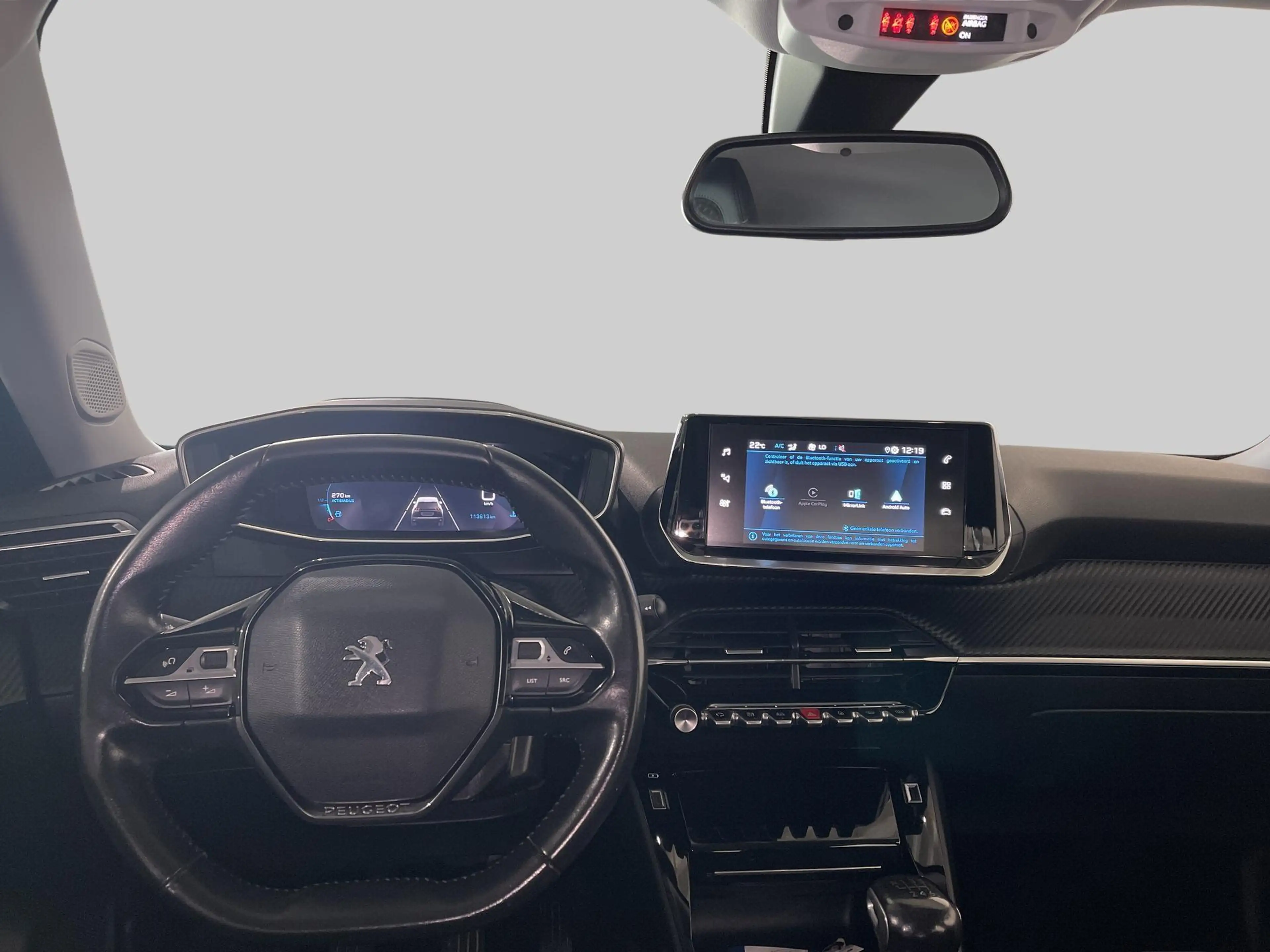 Peugeot 2008 1.2 PureTech Allure — photo 5