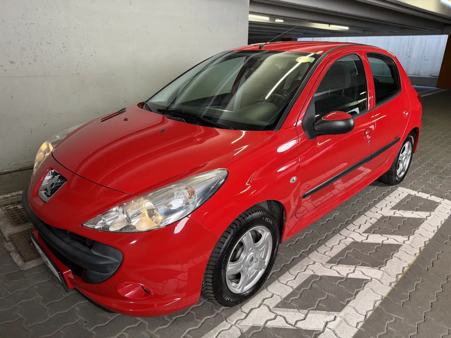 Peugeot 206 + Trendy 1,4 Rot - 1