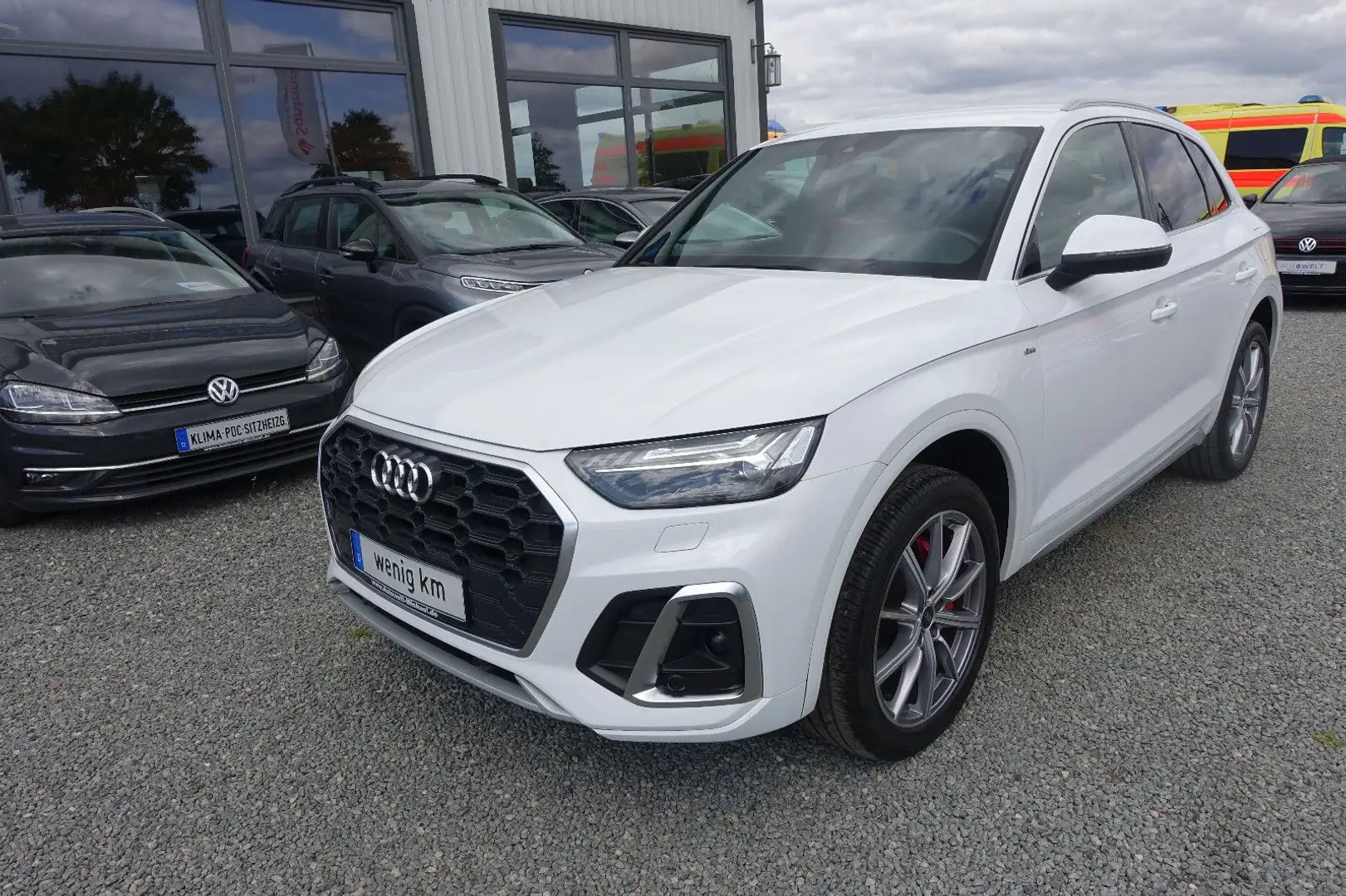 Audi Q5 55 TFSI e quattro S line Aut.LED NAV APP KAM Weiß - 2