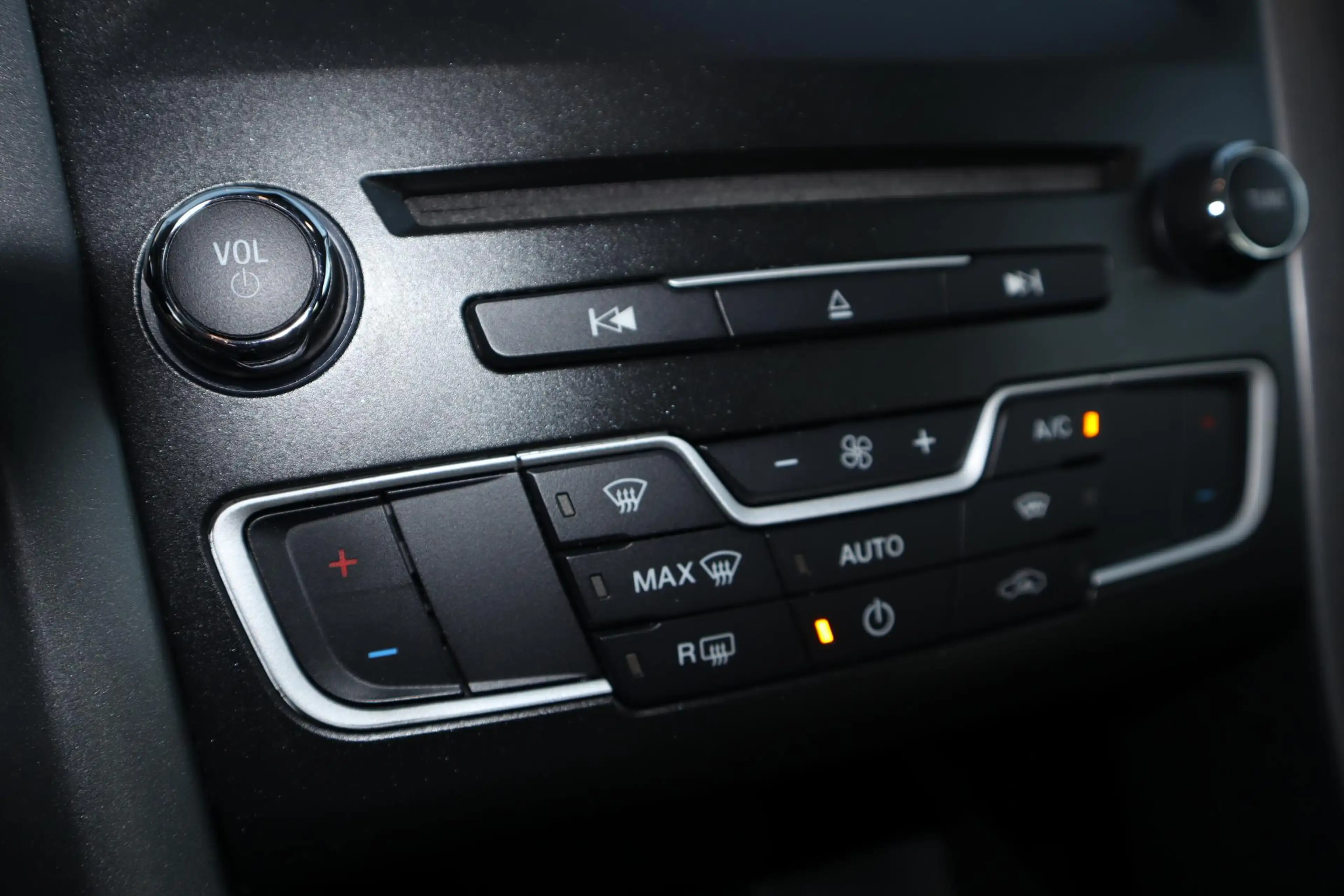 Ford Mondeo Wagon 1.5 TITANIUM LEASE EDITION TREKHAAK|PARKASSI — photo 44