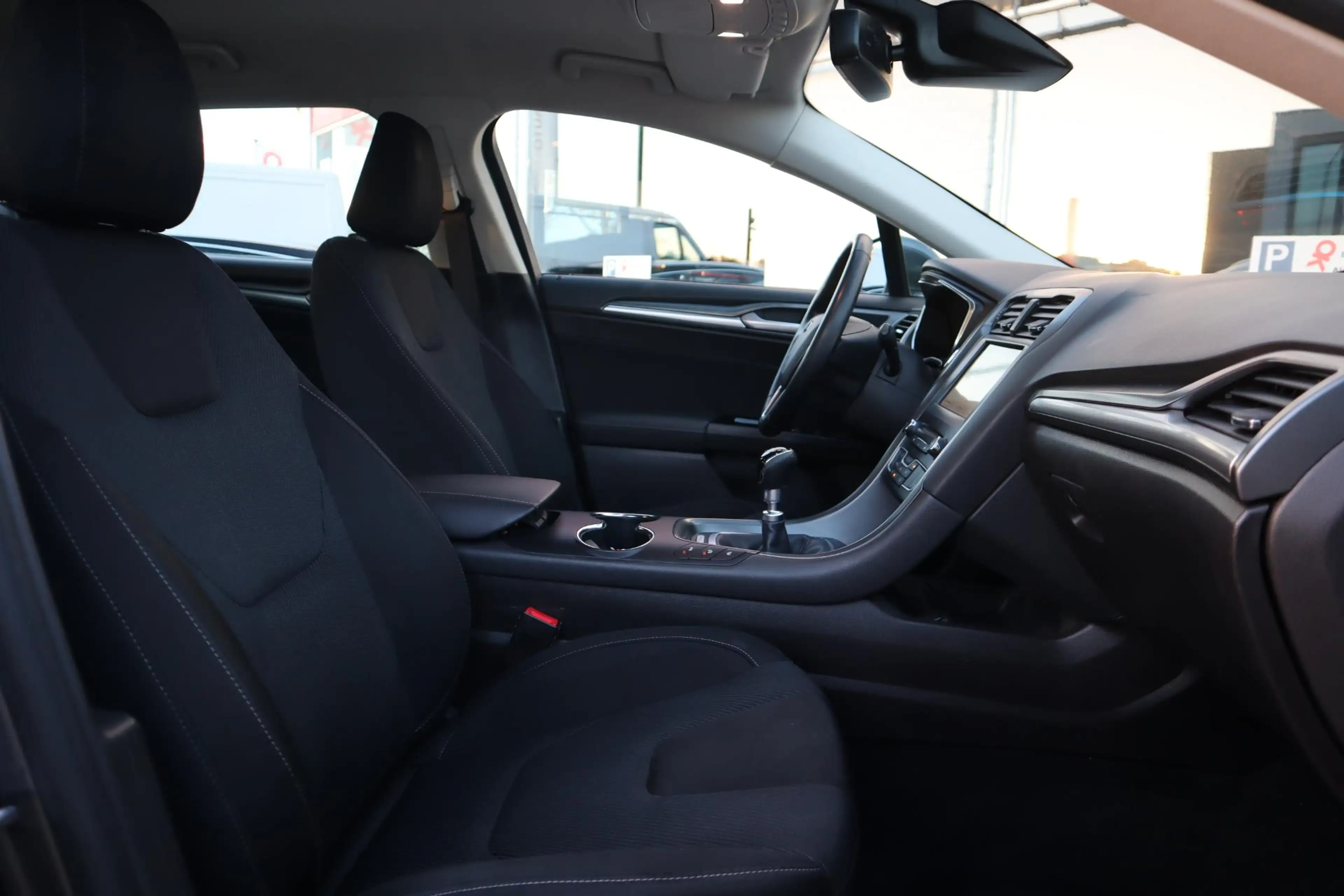 Ford Mondeo Wagon 1.5 TITANIUM LEASE EDITION TREKHAAK|PARKASSI — photo 21