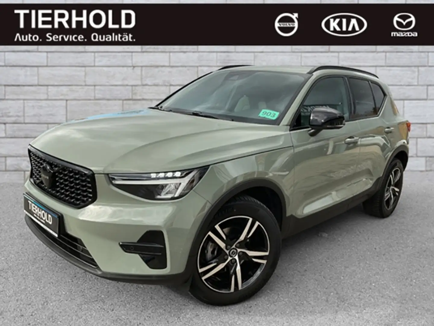 Volvo XC40 T2 Plus Dark 2WD AT ACC Navi Kamera Memory Verde - 2