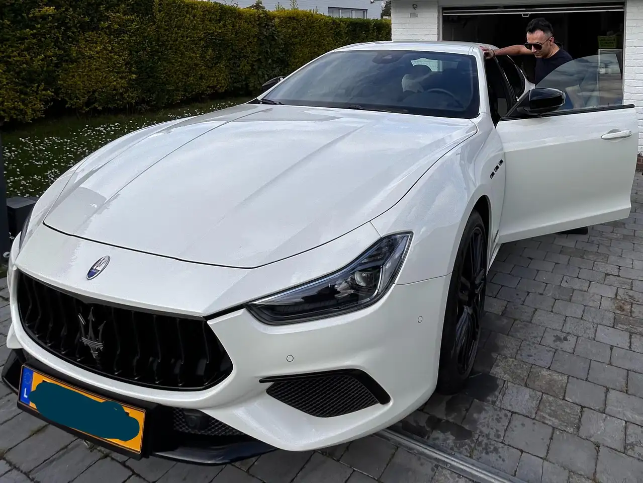 Maserati Ghibli 2021