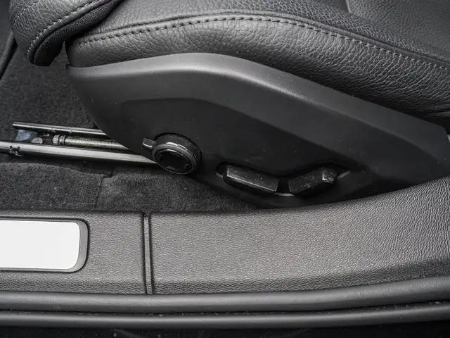Volvo V60 Cross Country view 15