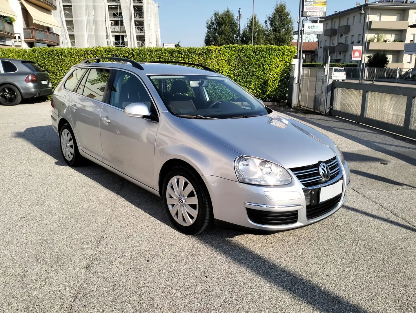 Volkswagen Golf Variant 1.6 Benzina mod Variant Comfortline Argento - 1