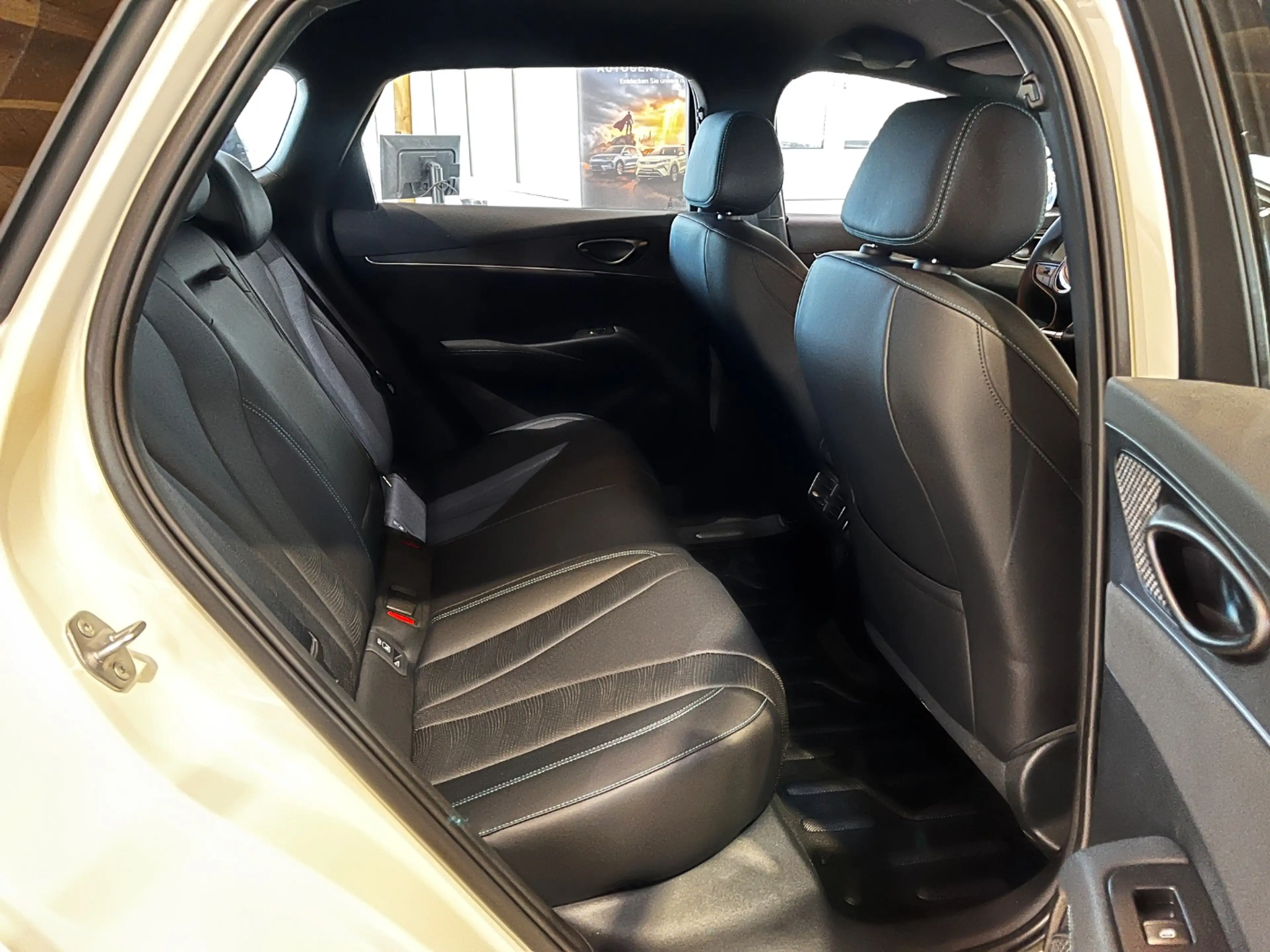 BYD Seal 6 Touring Boost ACC LED Navi Standh. Kam — photo 13