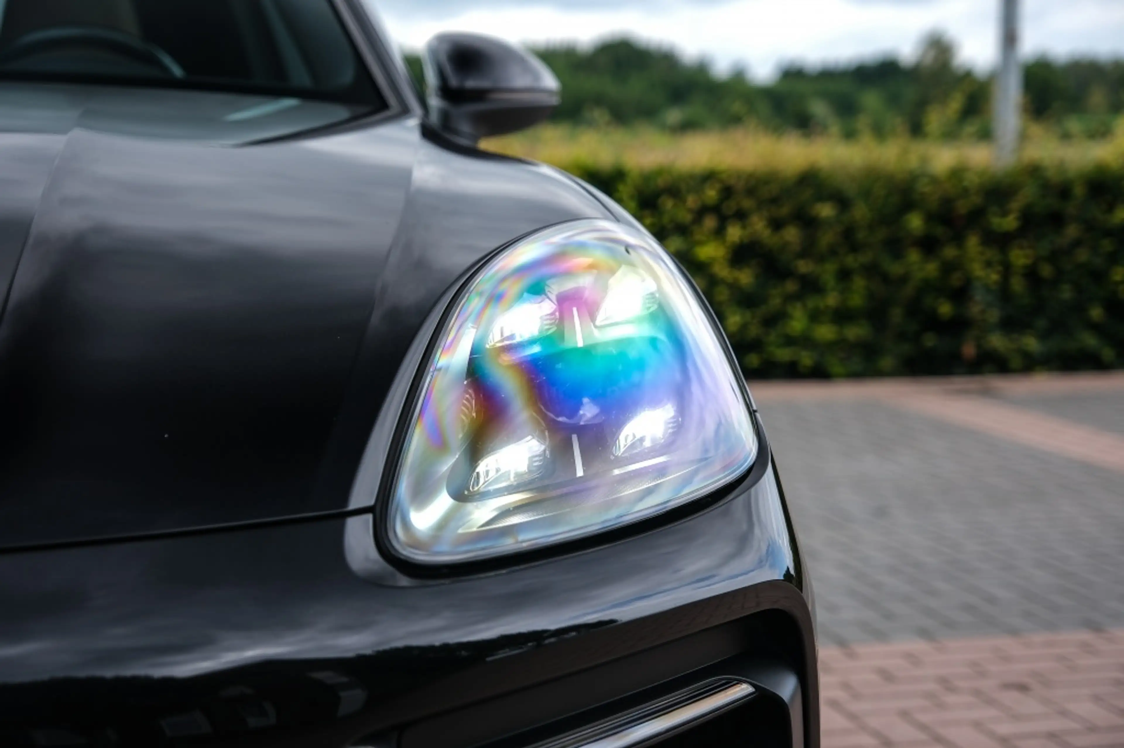 Porsche Cayenne 3.0 E-Hybrid — photo 12