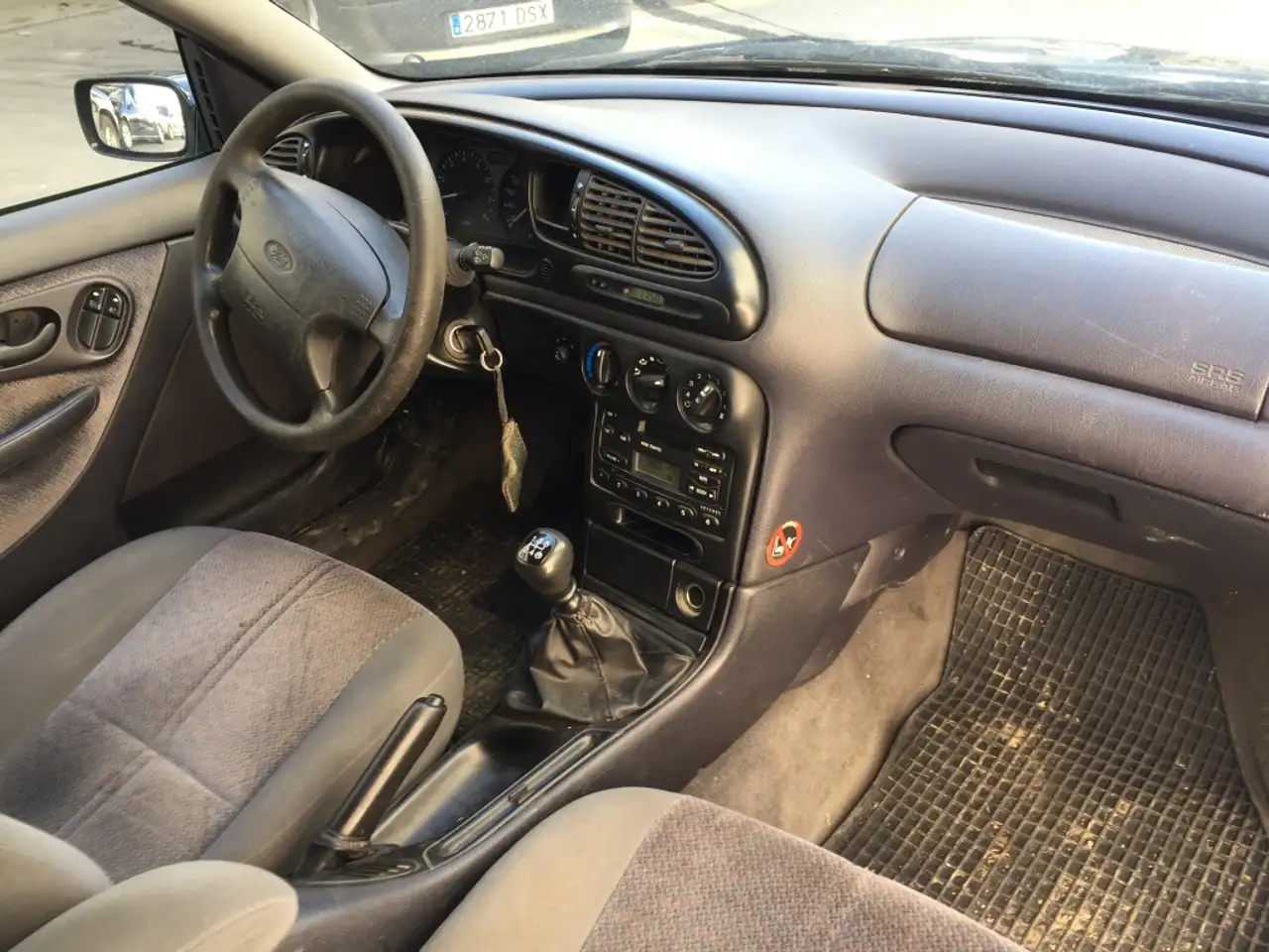 Ford Mondeo 2.0i 16v Ghia, foto 7