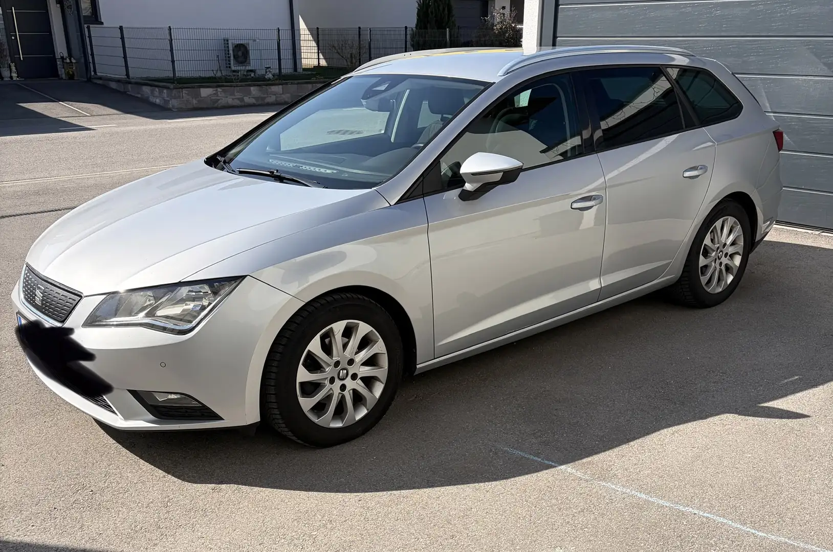 SEAT Leon ST Executive 1,6 TDI CR Ecomotive - 2