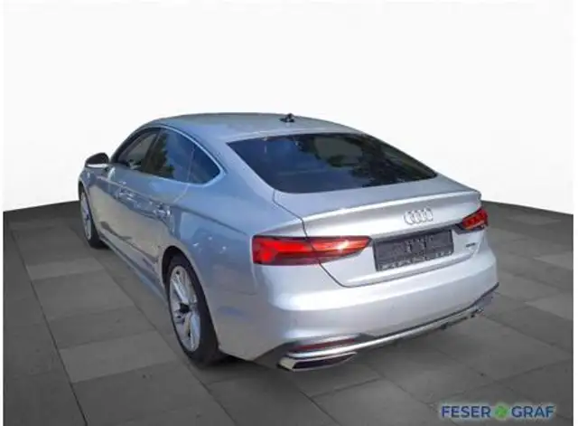Audi A5 view 2