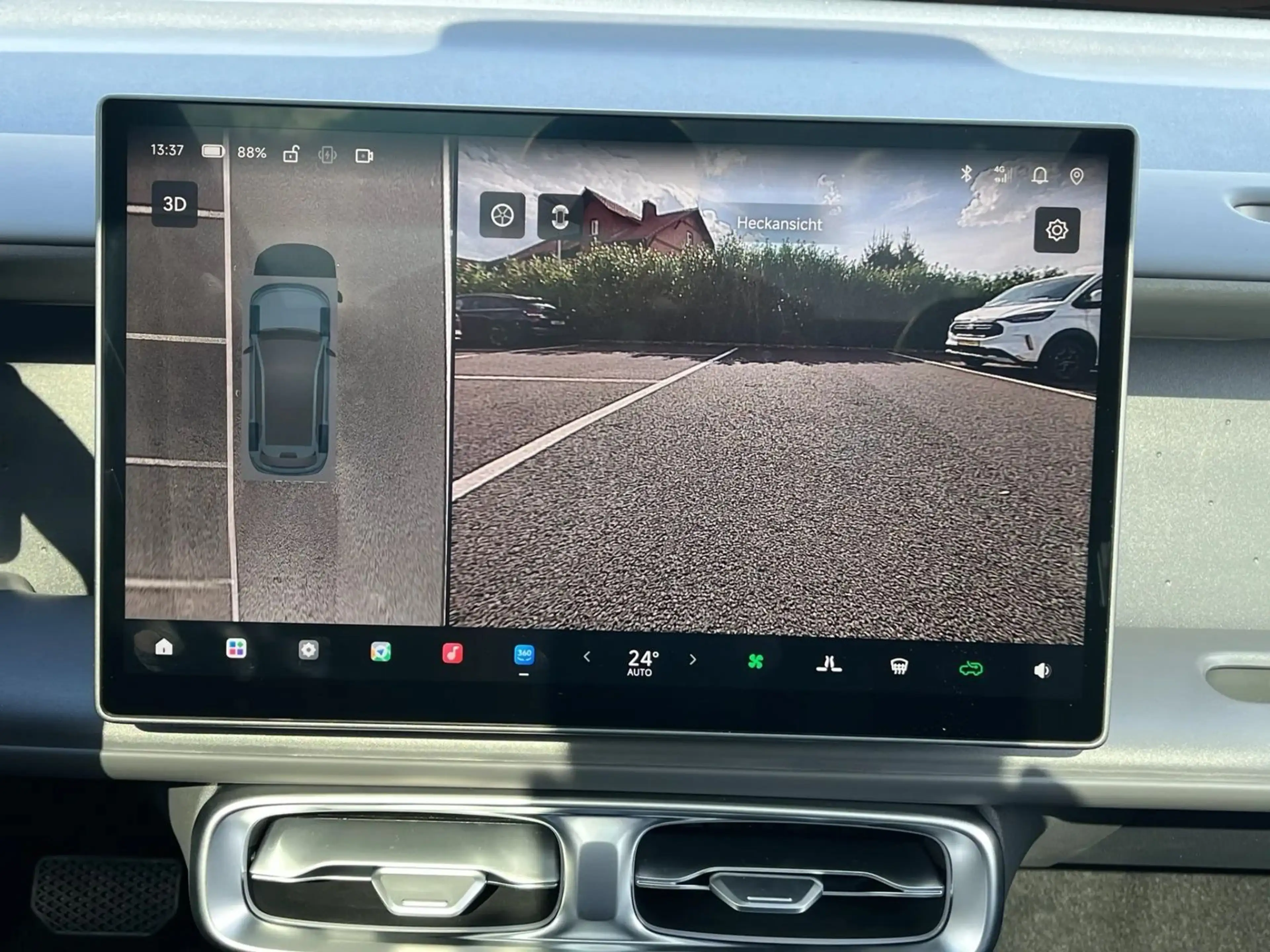 Leapmotor B10 67,1 kWh Design Pro Max 5 Jahre Garantie18" — photo 6