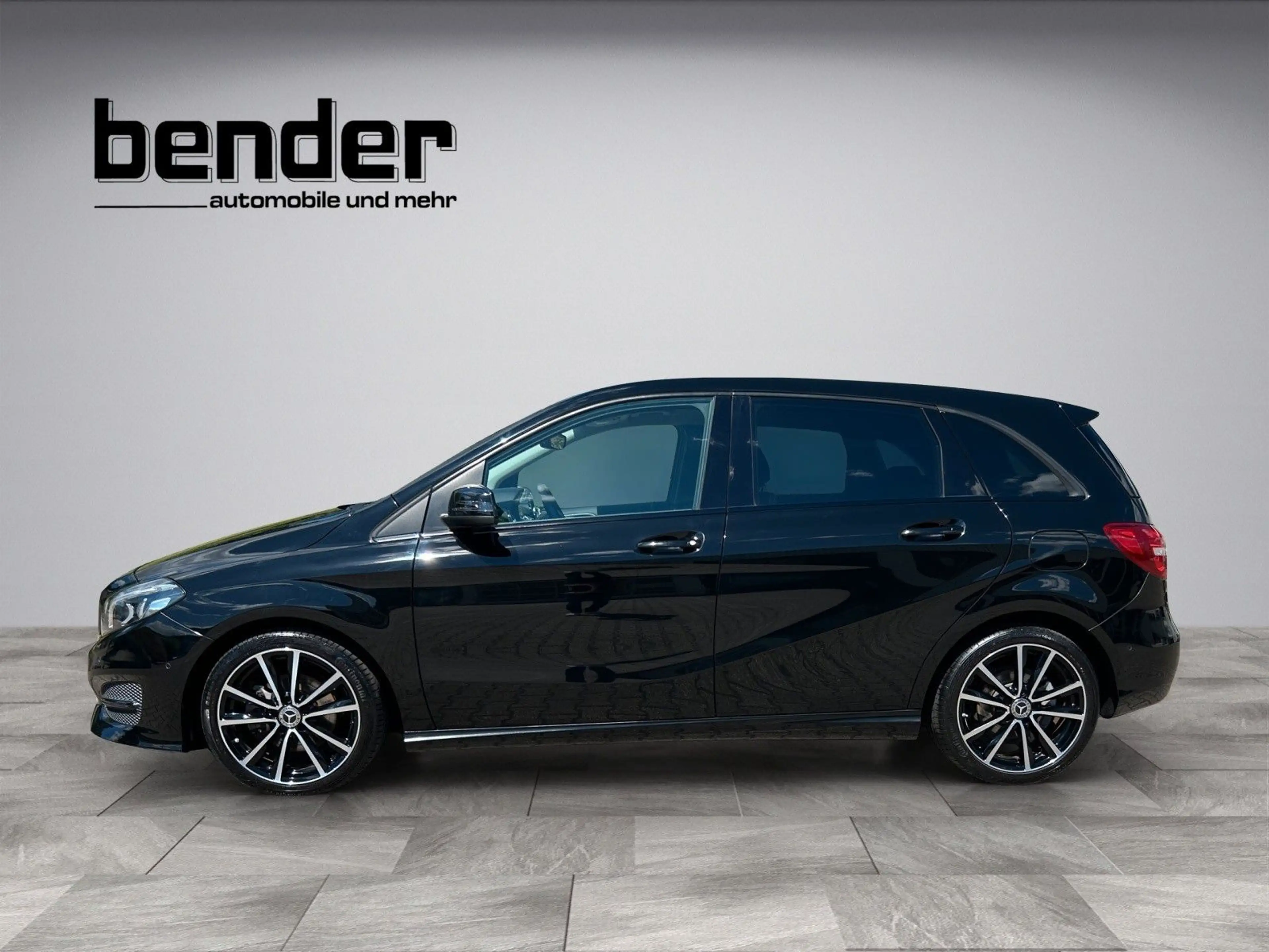 Mercedes-Benz B 200 d AUT KeyLess KlimaA LED Navi PDC ParkAss — photo 2