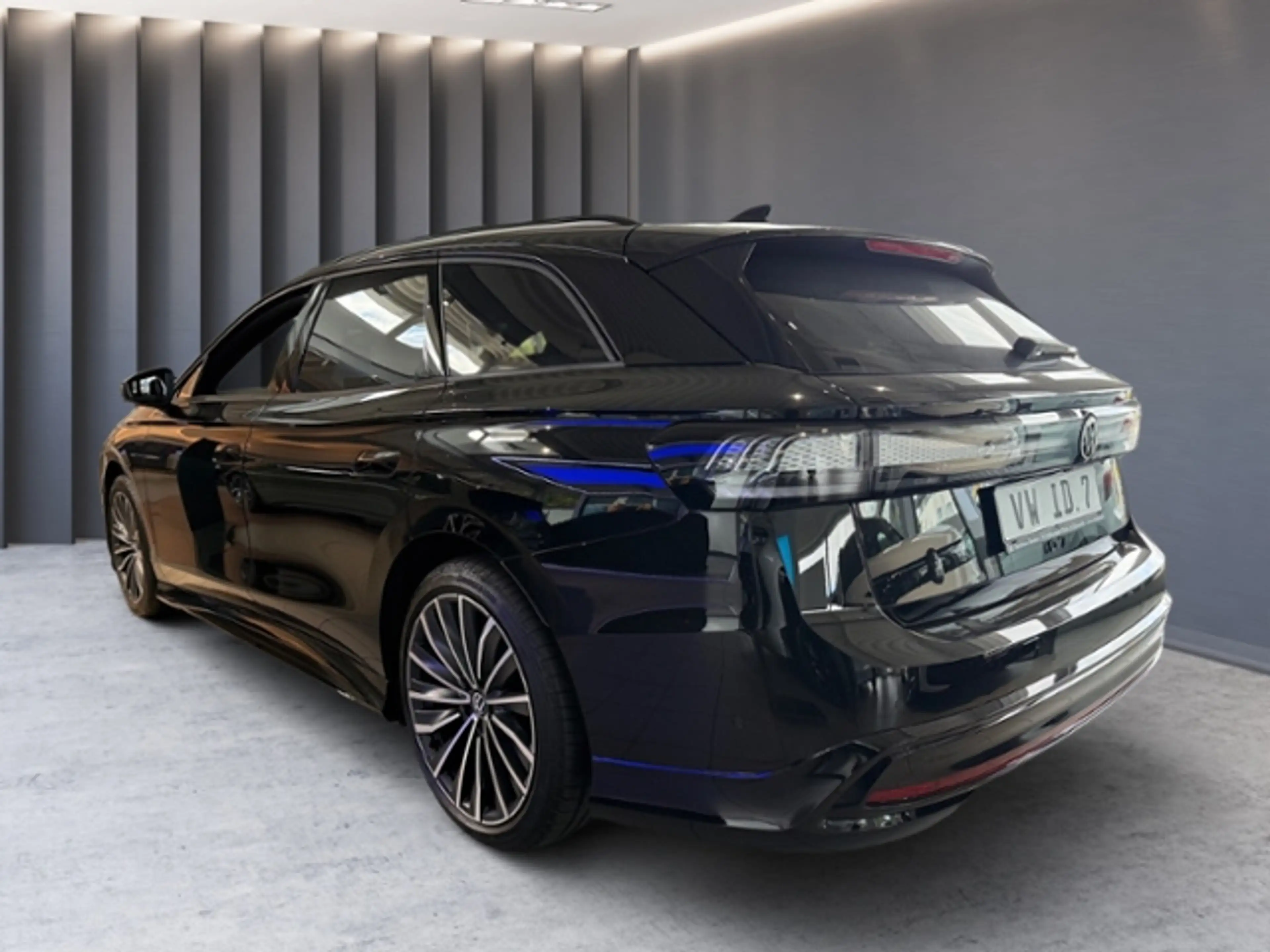 Volkswagen ID.7 Tourer Pro S 210 kW (286 PS) 86 kWh — photo 5