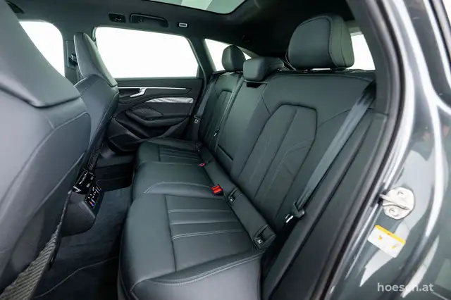Audi A6 view 7