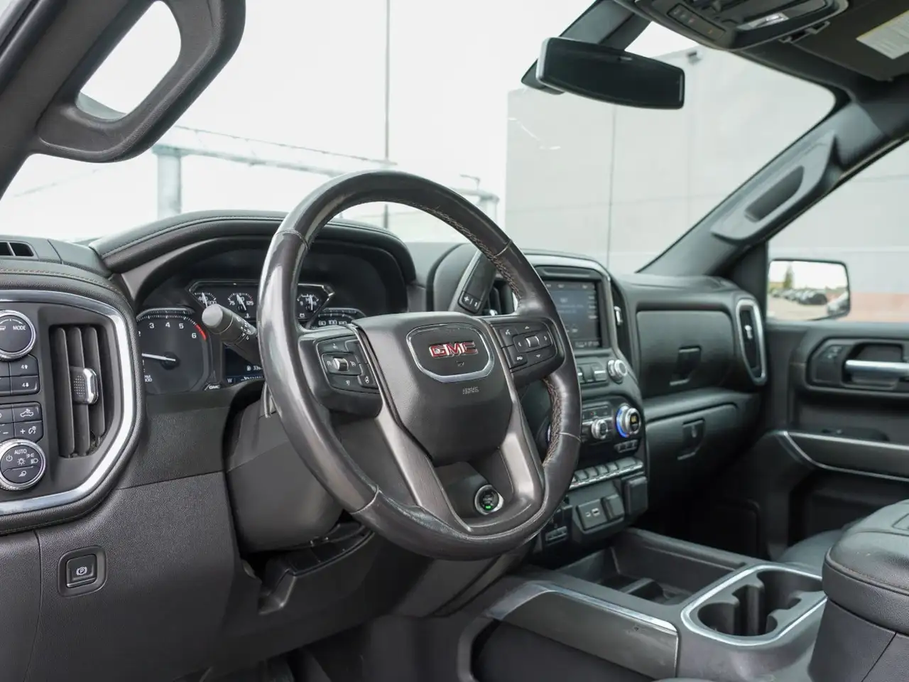 GMC Sierra 1500 снимка GMC Sierra 1500