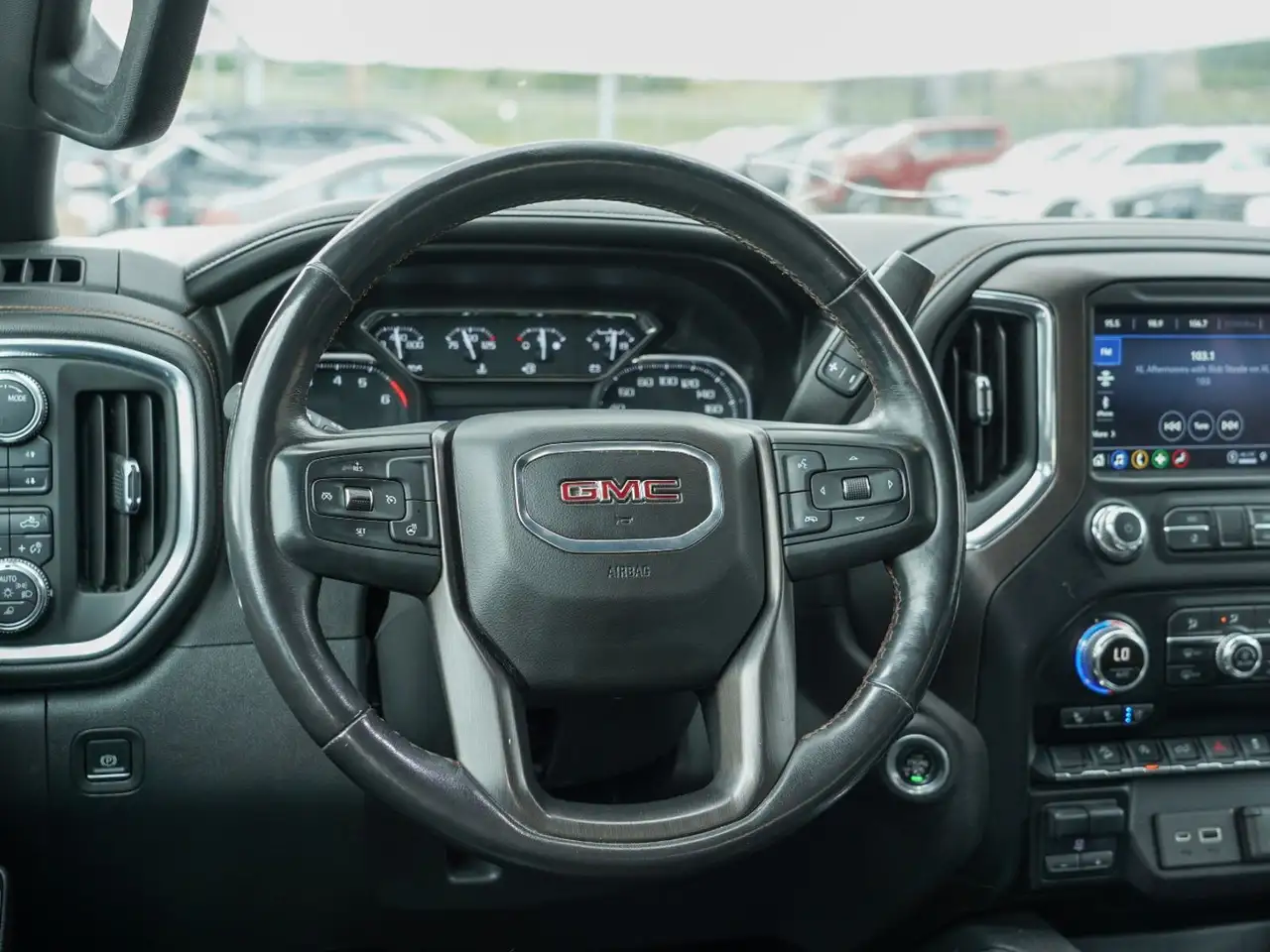 GMC Sierra 1500 снимка GMC Sierra 1500