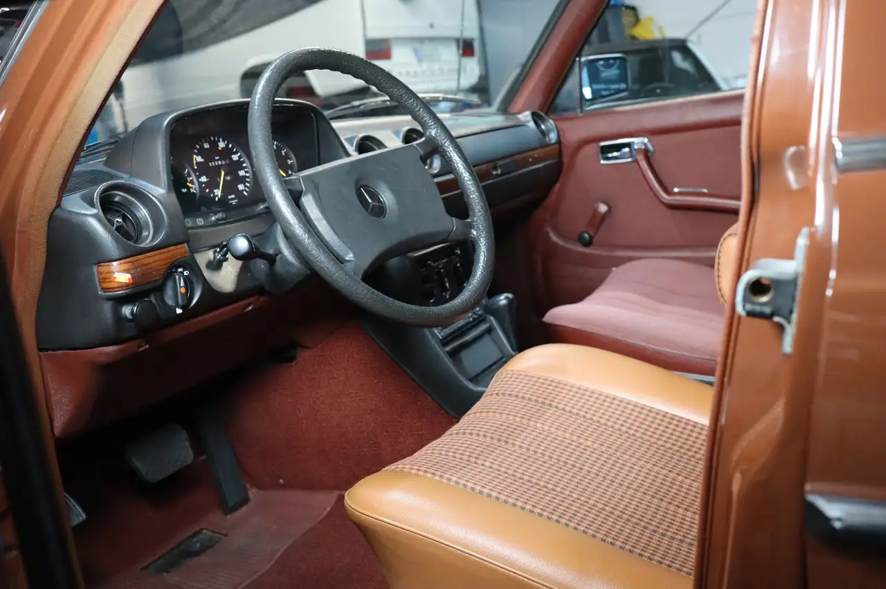 Mercedes-Benz 200 W123 DIESEL *AUTOMATIK* H ZULASSUNG *, foto 12
