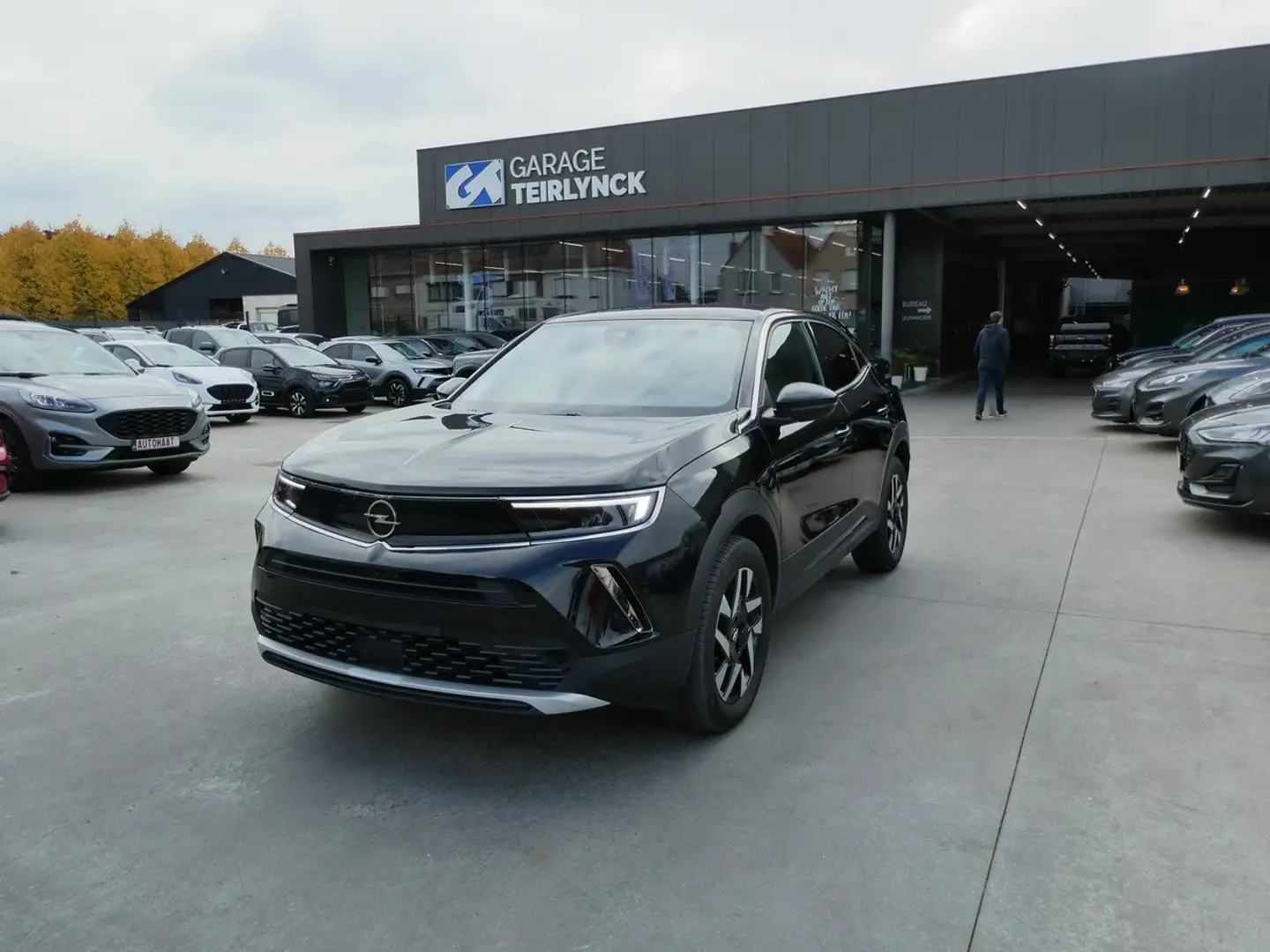 Opel Mokka 1.2 i 136pk Business Camera '23 59000km (53833) Zwart - 1