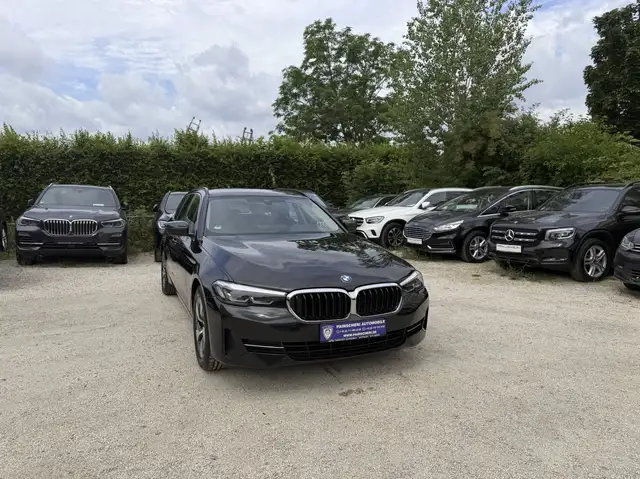 Bmw 520 d Touring Aut. AHK+KAMERA+LEDER+VIRTUAL+LED