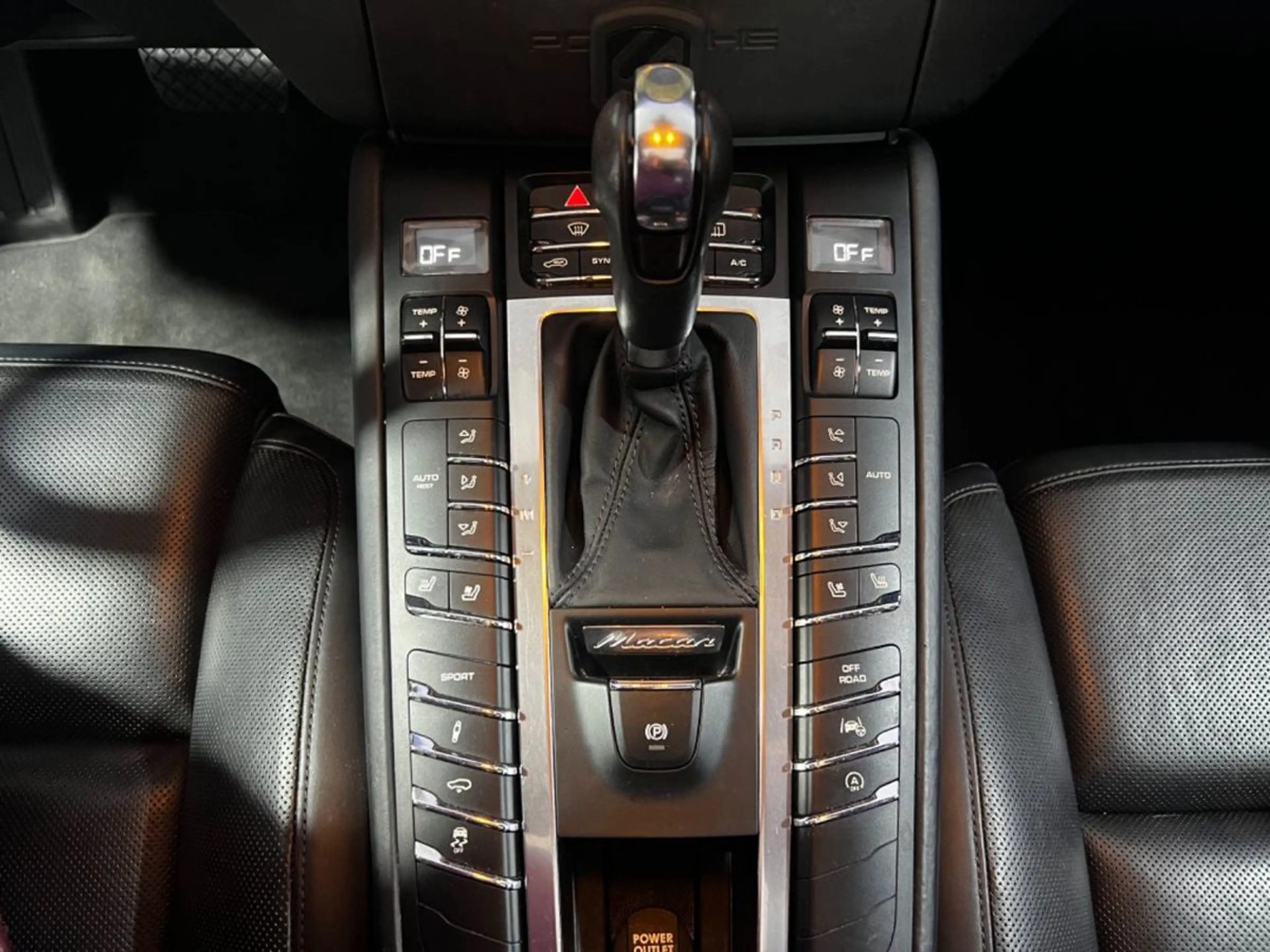 Porsche Macan S Diesel 1HD PANO LUFT ACC CAM 14WEGE SPUR — photo 14