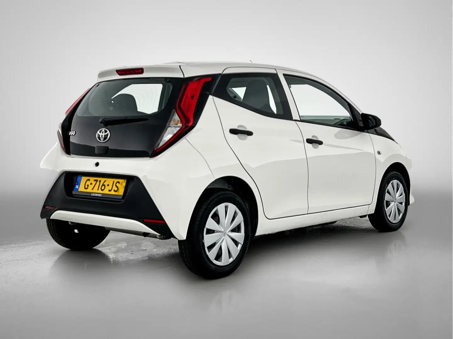 Toyota Aygo 1.0 VVT-i x-fun | Bluetooth | Airco | Blanco - 2