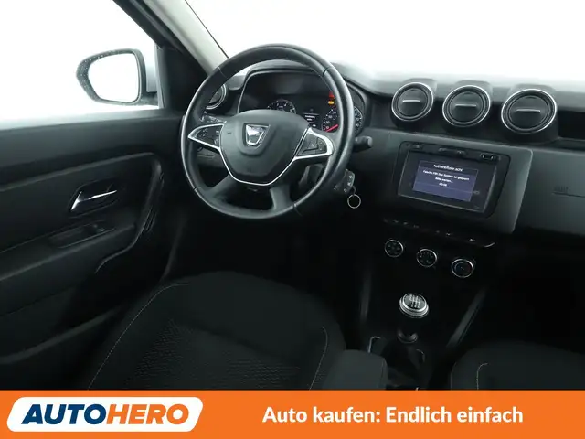 Dacia Duster view 13