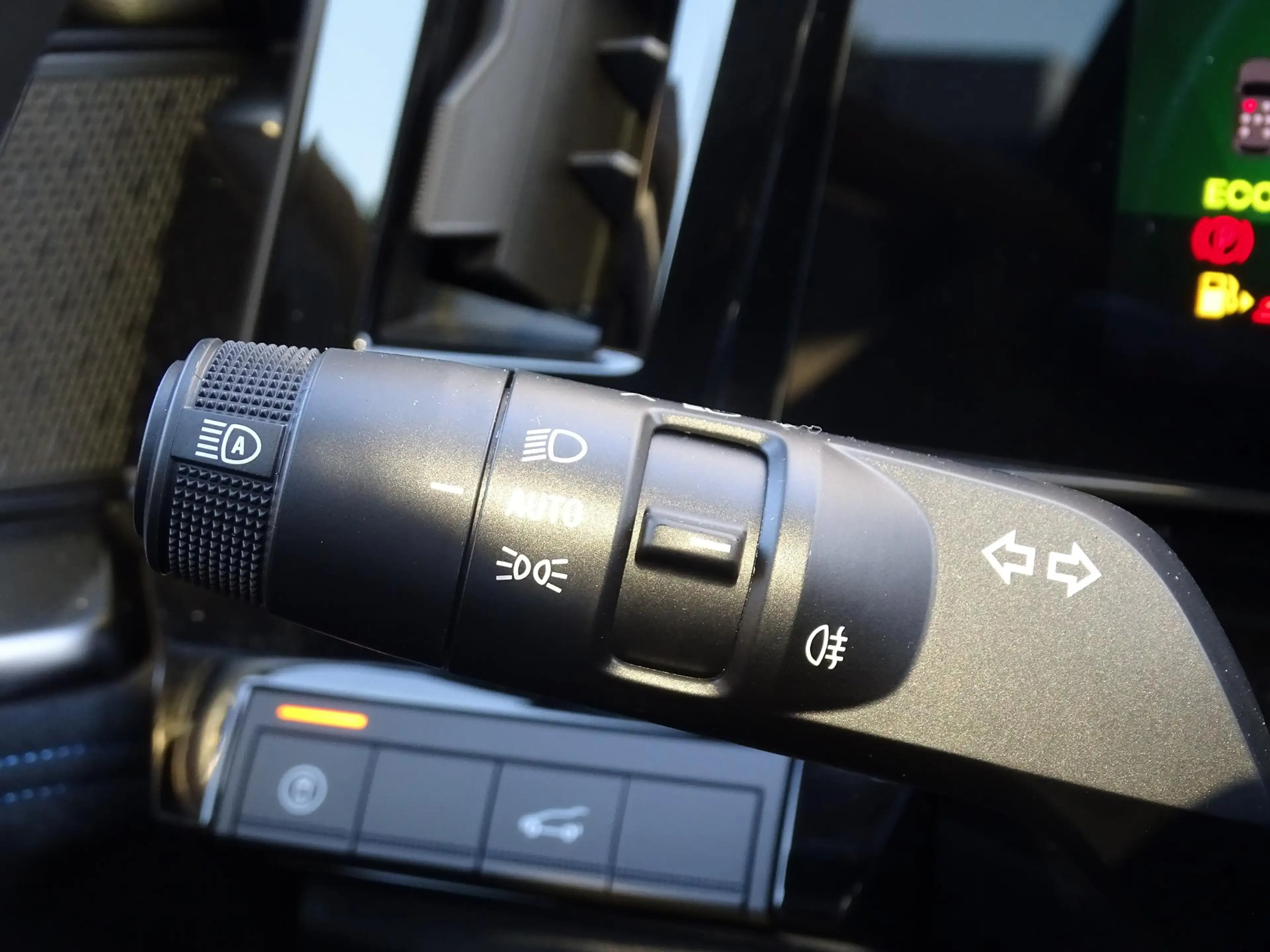 Renault Espace E-Tech full hybrid 200 esprit Alpine 7p. PACK INIT — photo 38