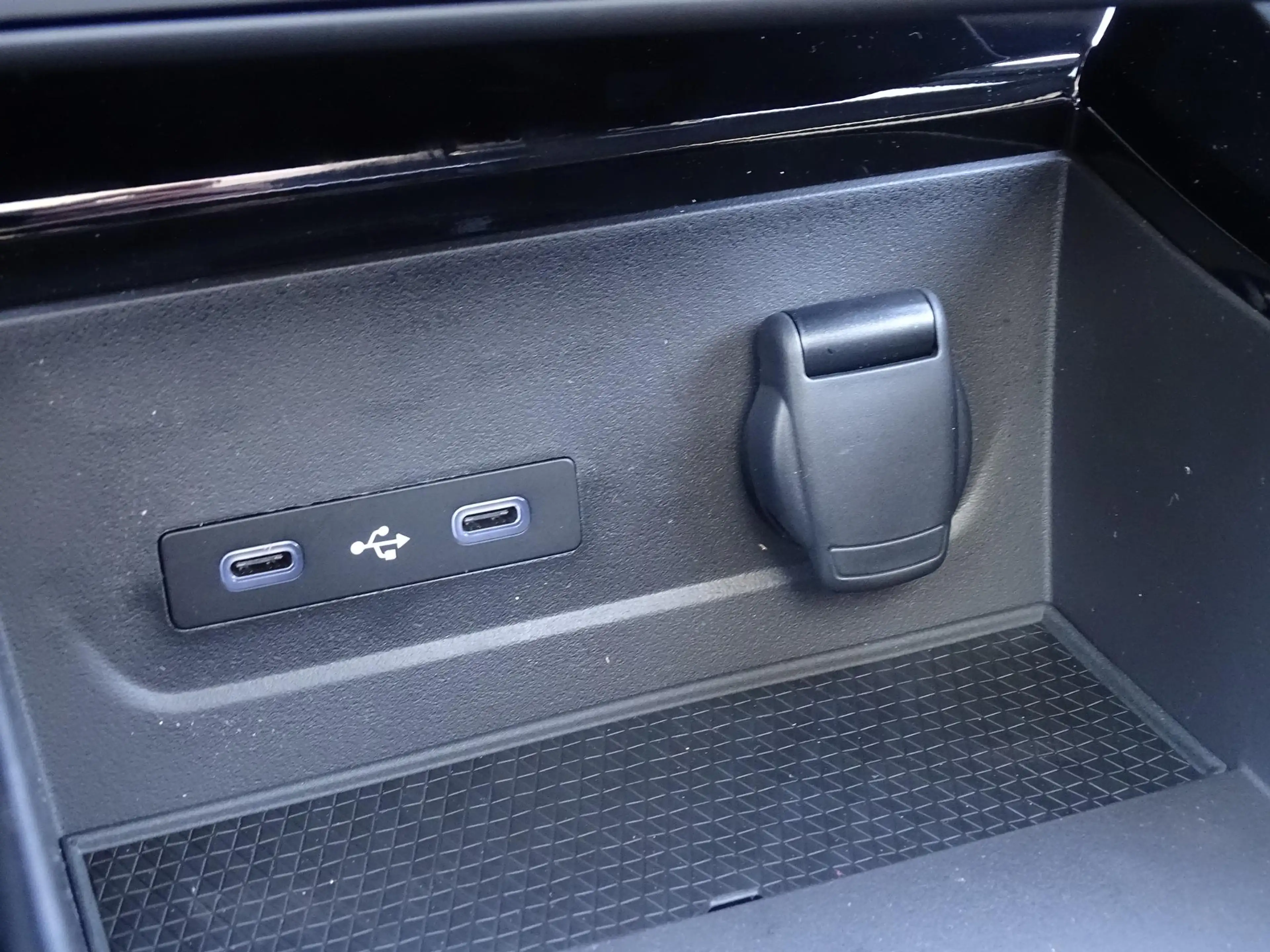 Renault Espace E-Tech full hybrid 200 esprit Alpine 7p. PACK INIT — photo 46