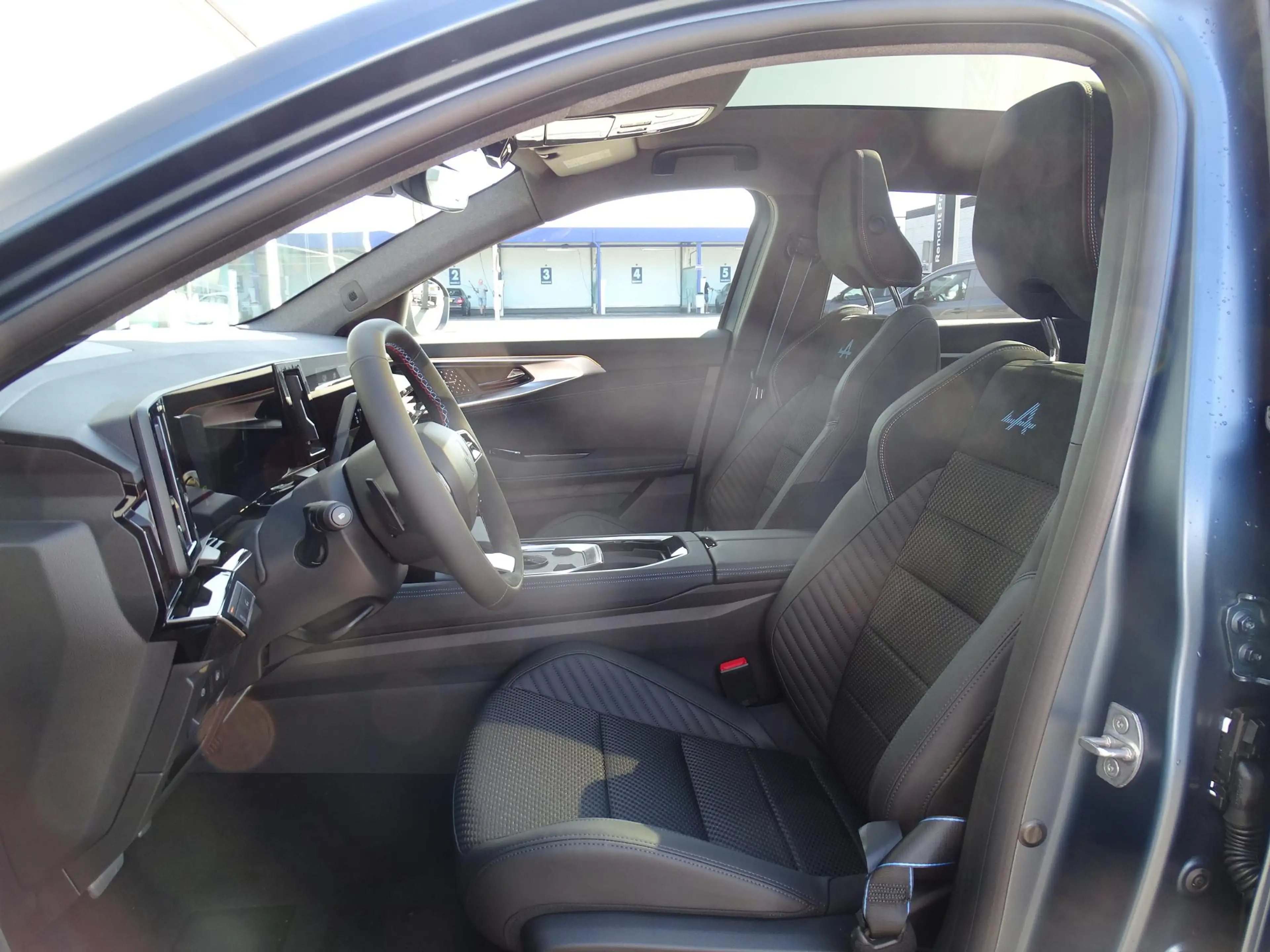 Renault Espace E-Tech full hybrid 200 esprit Alpine 7p. PACK INIT — photo 35