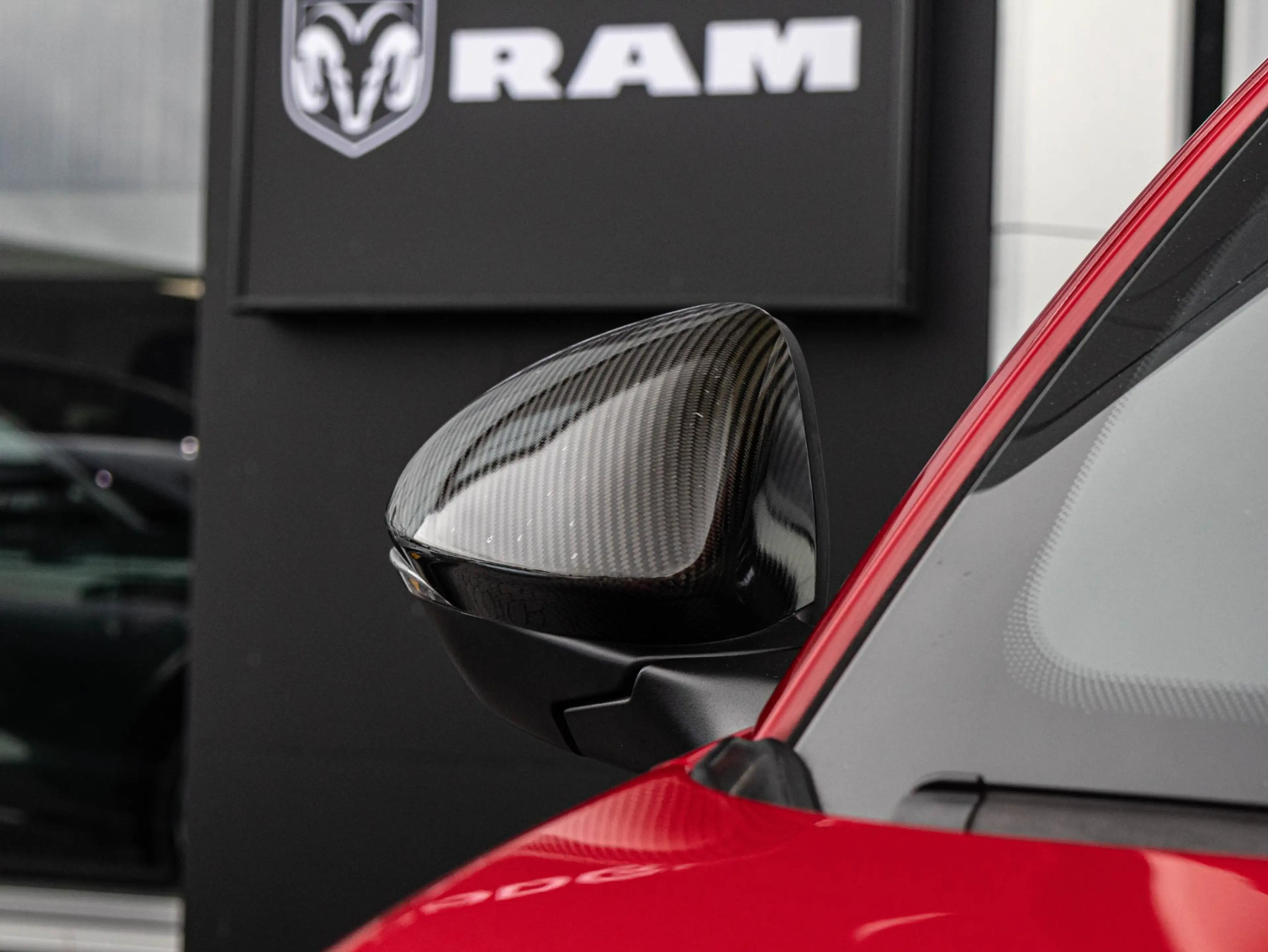 Alfa Romeo Stelvio 2.0 T AWD Estrema | Pano | Quadrifoglio Carbon int — photo 34