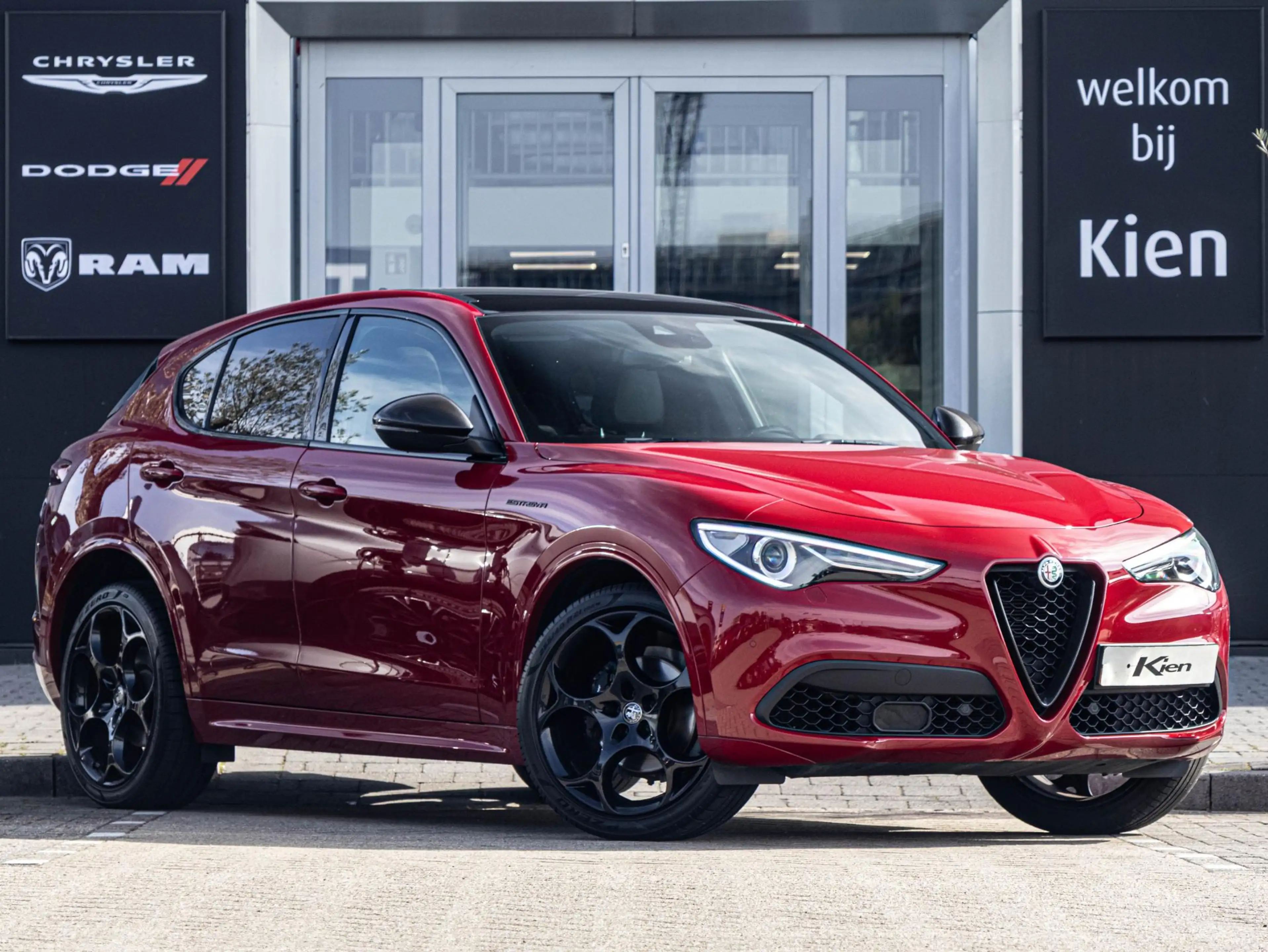 Alfa Romeo Stelvio 2.0 T AWD Estrema | Pano | Quadrifoglio Carbon int