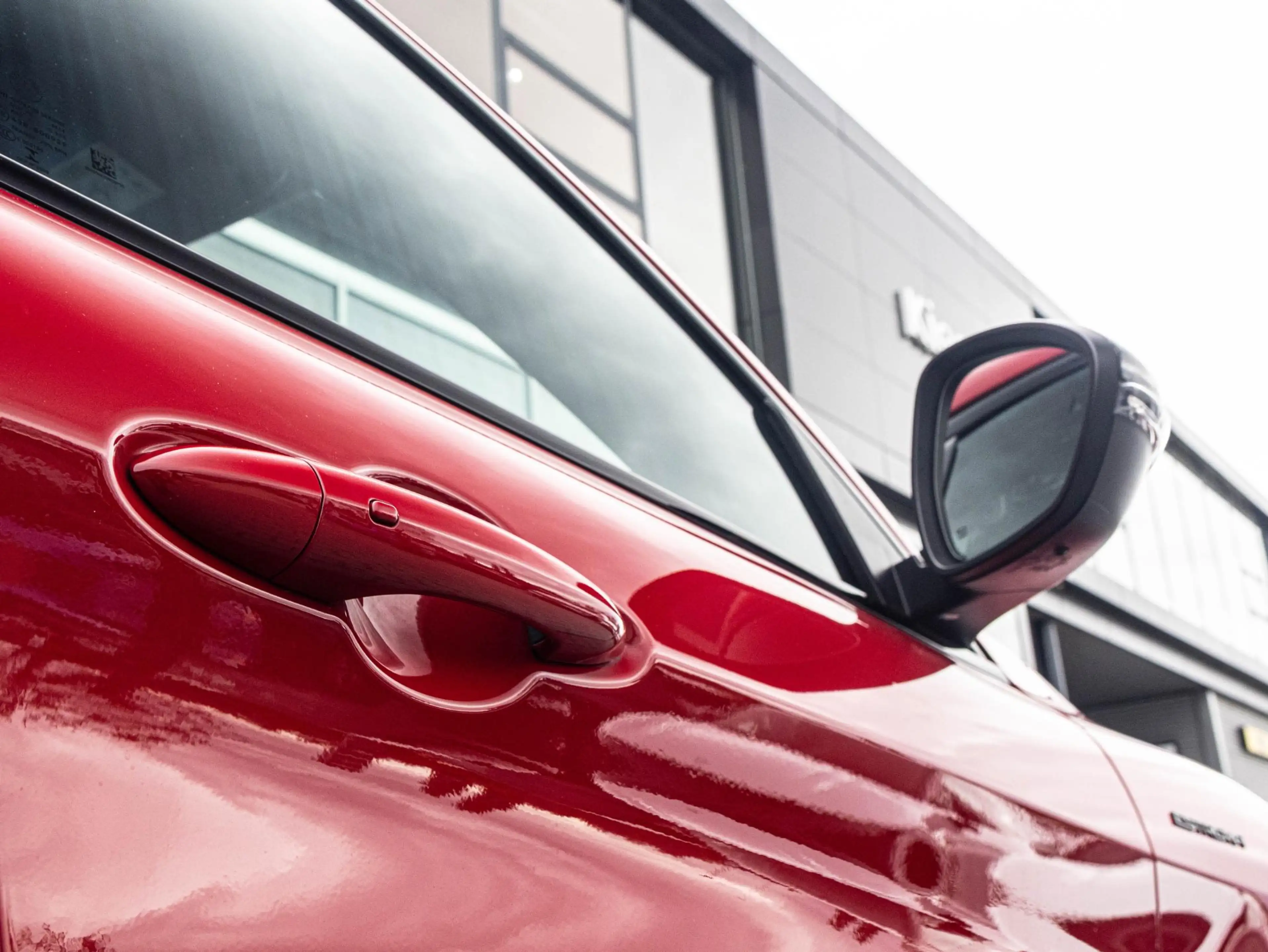 Alfa Romeo Stelvio 2.0 T AWD Estrema | Pano | Quadrifoglio Carbon int — photo 35