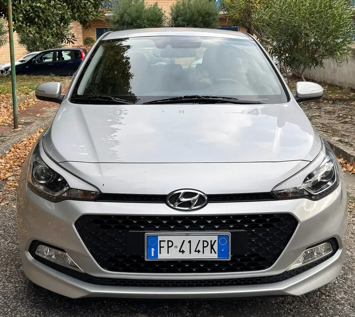 Hyundai i20 i20 5p 1.2 mpi Prime 84cv come nuova da vedere !! Grijs - 2
