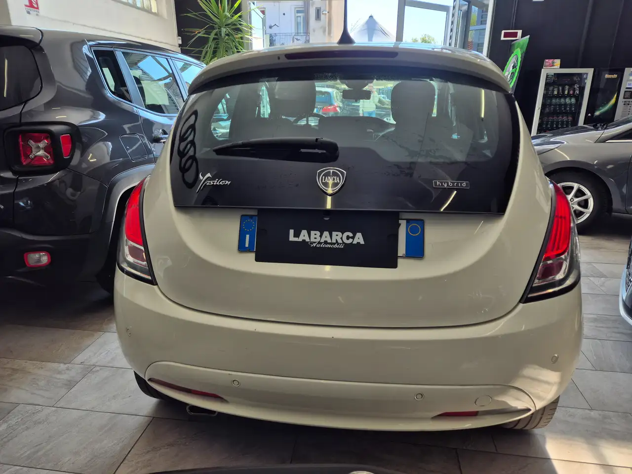 Lancia Ypsilon 2022 — фото 6