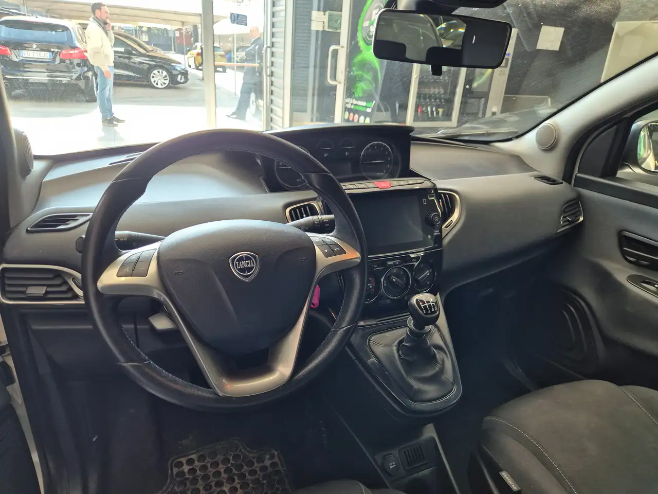 Lancia Ypsilon 2022 — фото 9