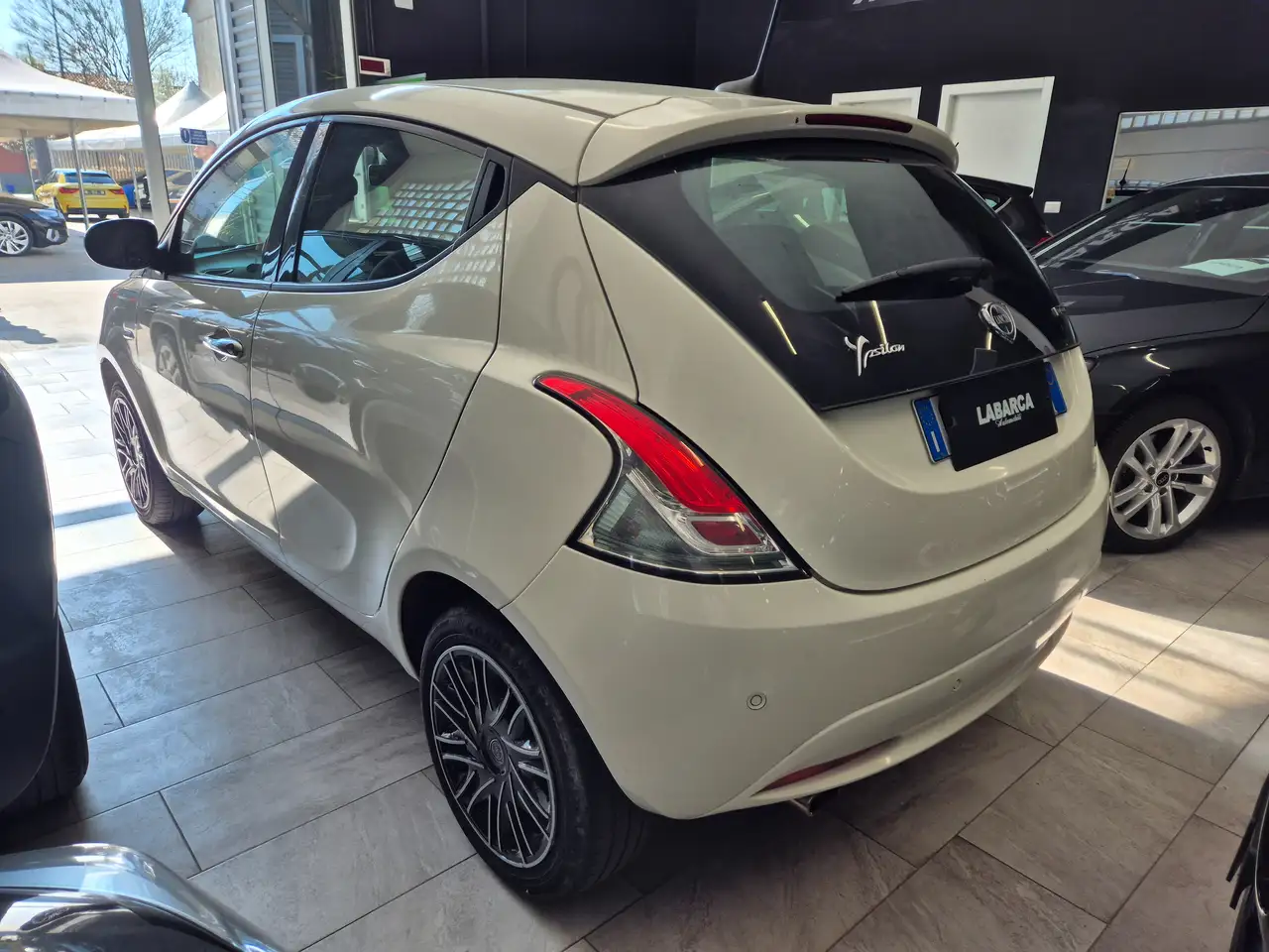 Lancia Ypsilon 2022 — фото 7