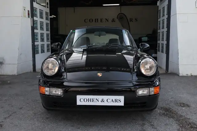 Porsche 911 view 2