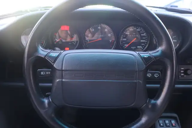 Porsche 911 view 14