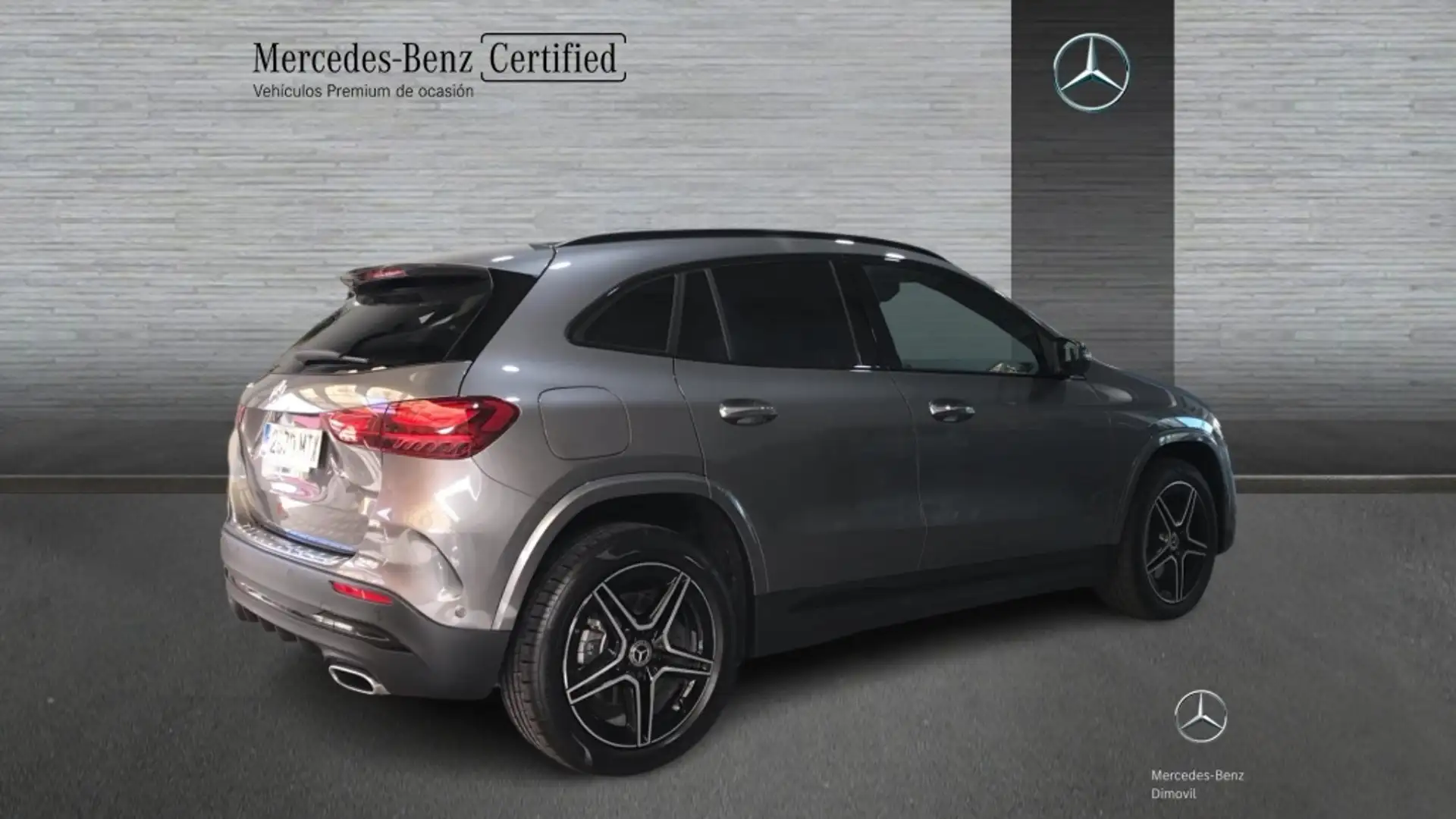 Mercedes-Benz GLA 250 -CLASS E AMG LINE Gris - 2